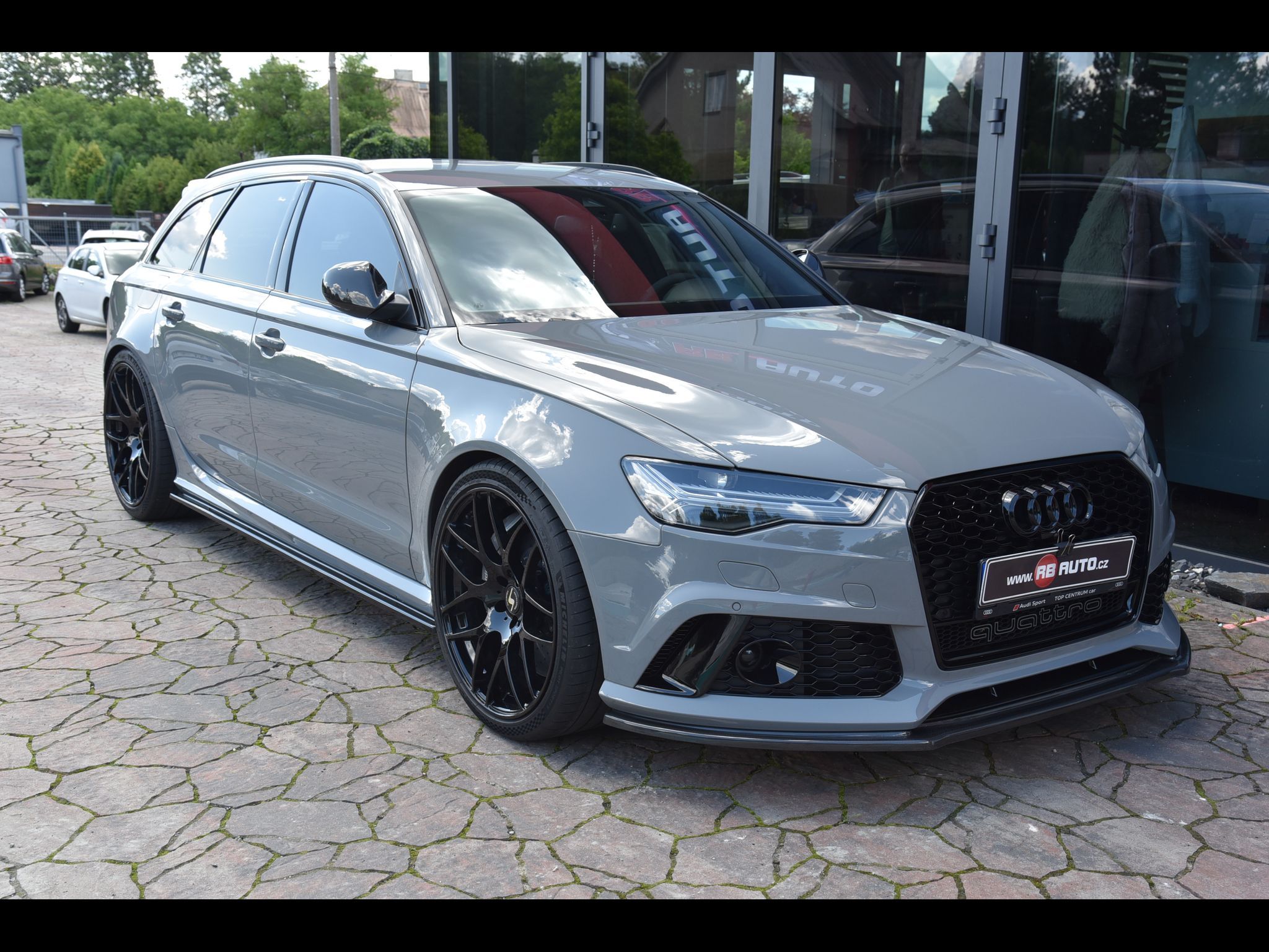 Audi RS6, 605 PS "Akrapovic"Carbon" - fotka 2