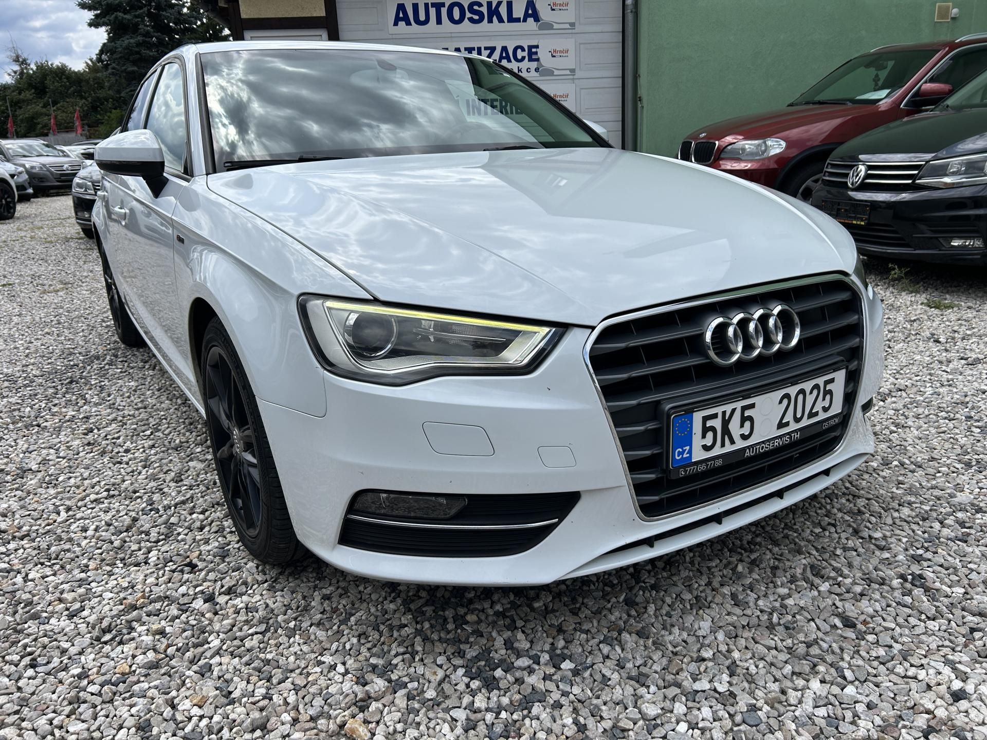 Audi A3, 1.6 TDi 77KW - fotka 4