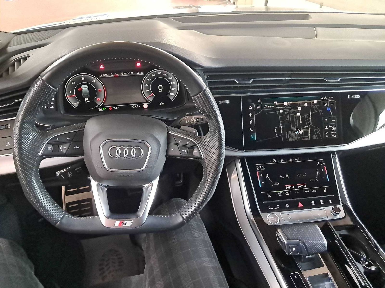 Audi Q7, 50 TDI - fotka 3