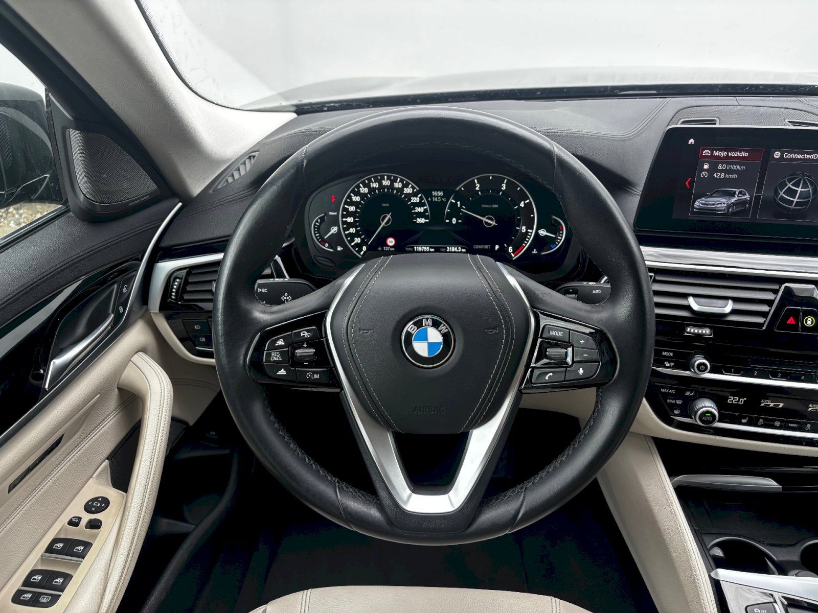 BMW Řada 5, 520D XDRIVE - fotka 5