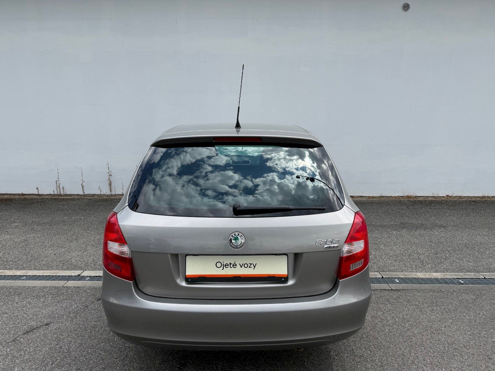 Škoda Fabia, Fabia Com Sport 1,4 63kW - fotka 6