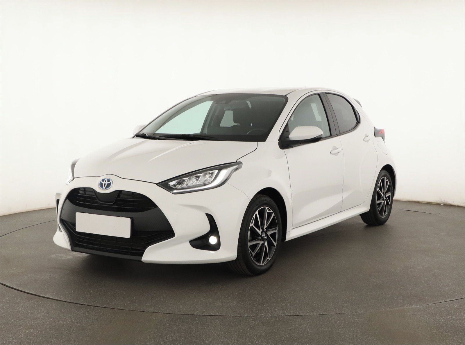 Toyota Yaris, 1.5 VVT-i Hybrid, Automat, ČR - fotka 3
