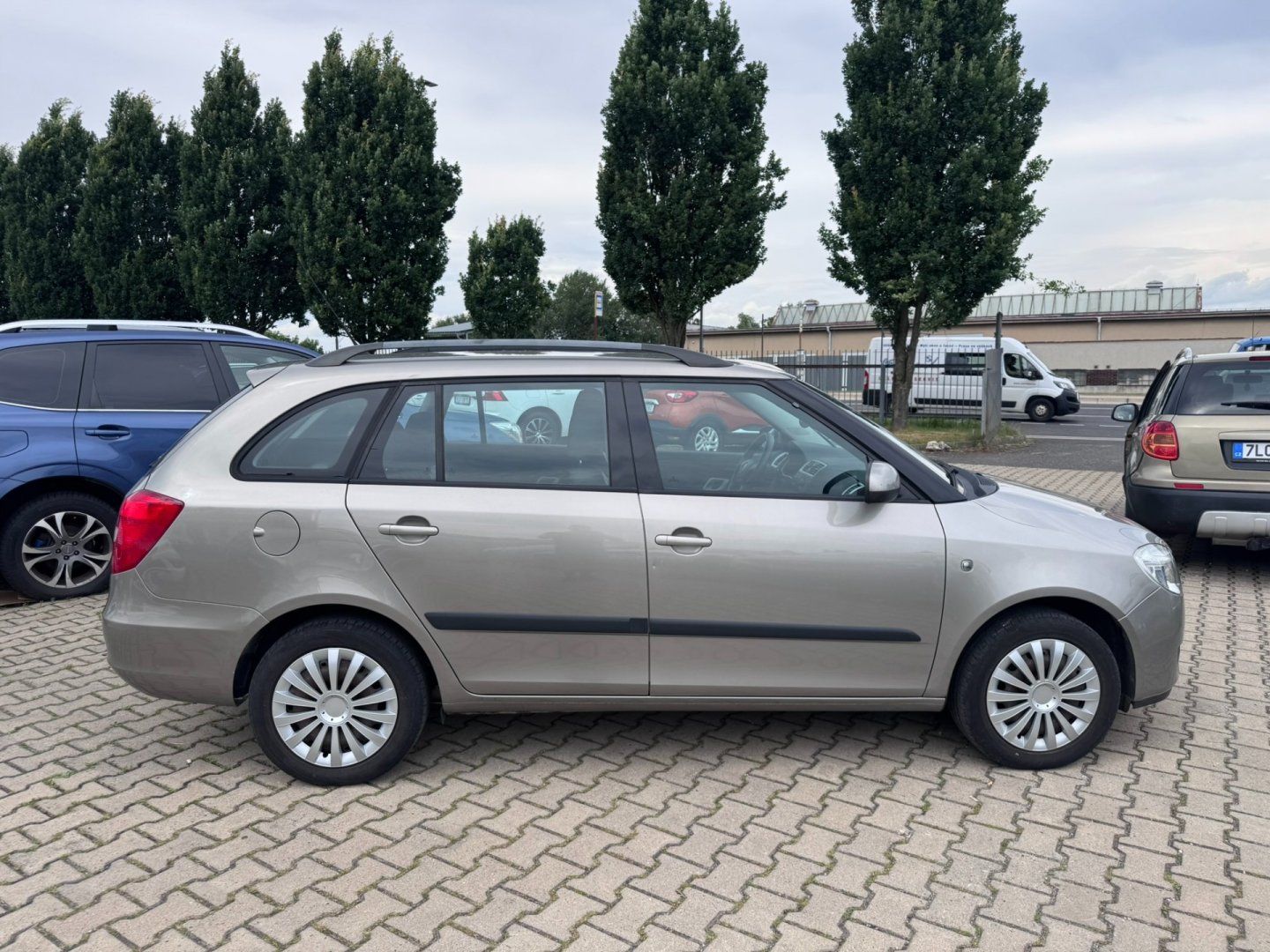 Škoda Fabia, 1,4 16V 63 KW 1. MAJ STK - fotka 6