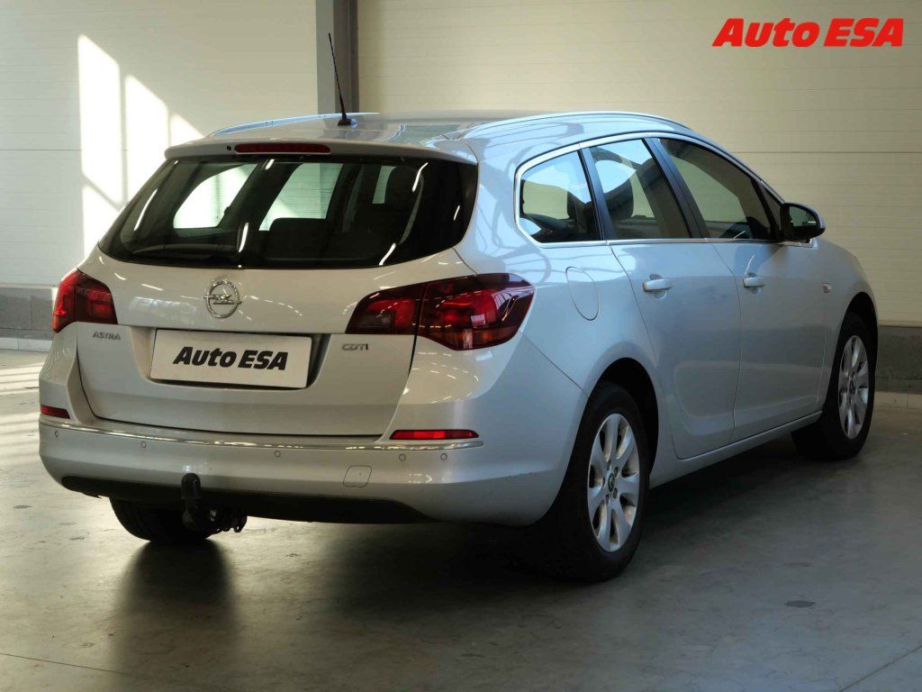 Opel Astra, 1.6TDCI,ČR - fotka 4