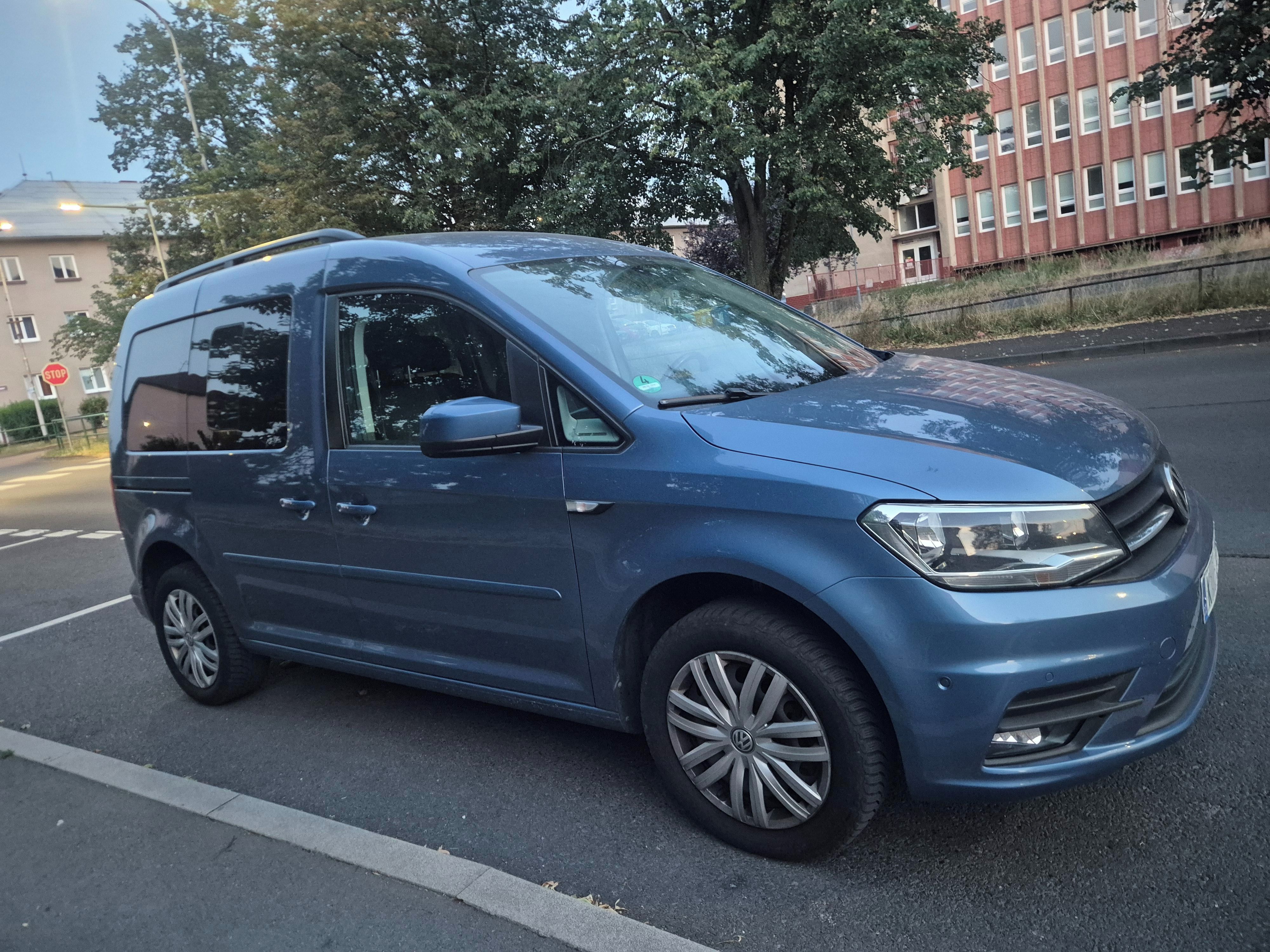 Volkswagen Caddy, 2.0 TDI 110kw BEACH - fotka 2