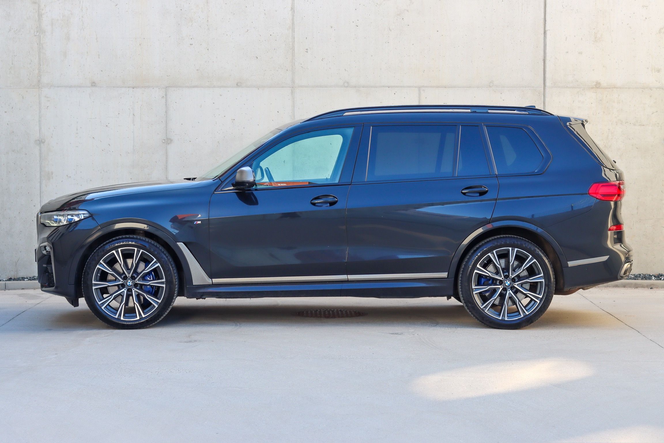 BMW X7, M50i M-paket - fotka 2