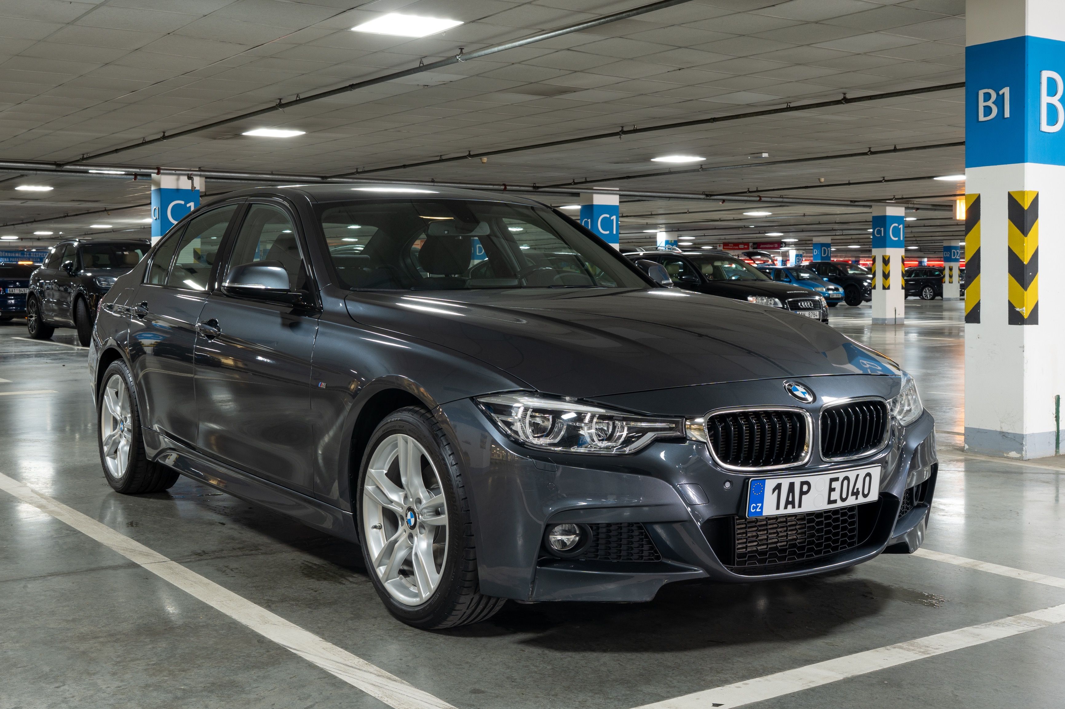 BMW Řada 3, 320d xdrive M-Paket DPH