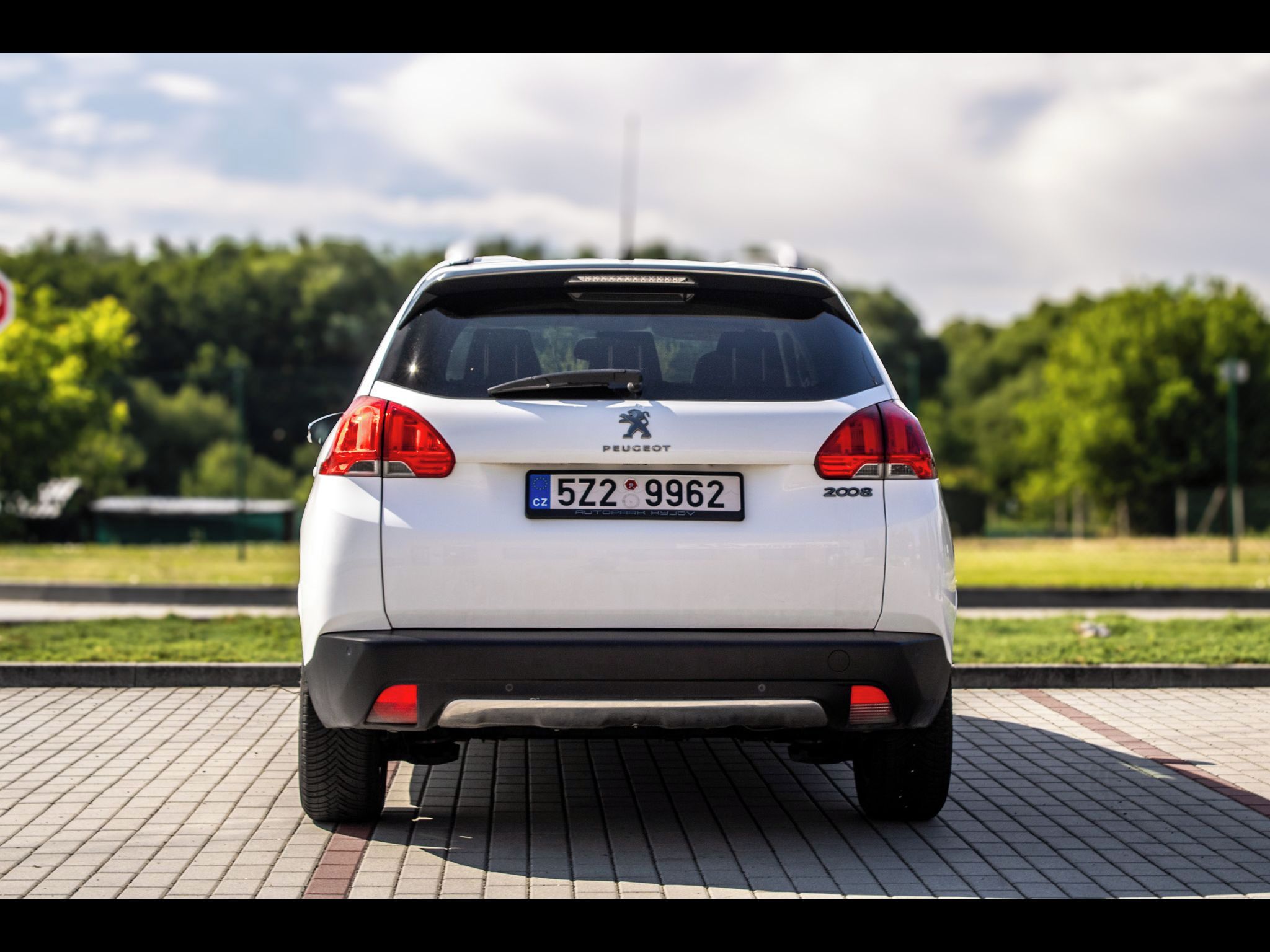 Peugeot 2008, 1.2 PureTech - fotka 6
