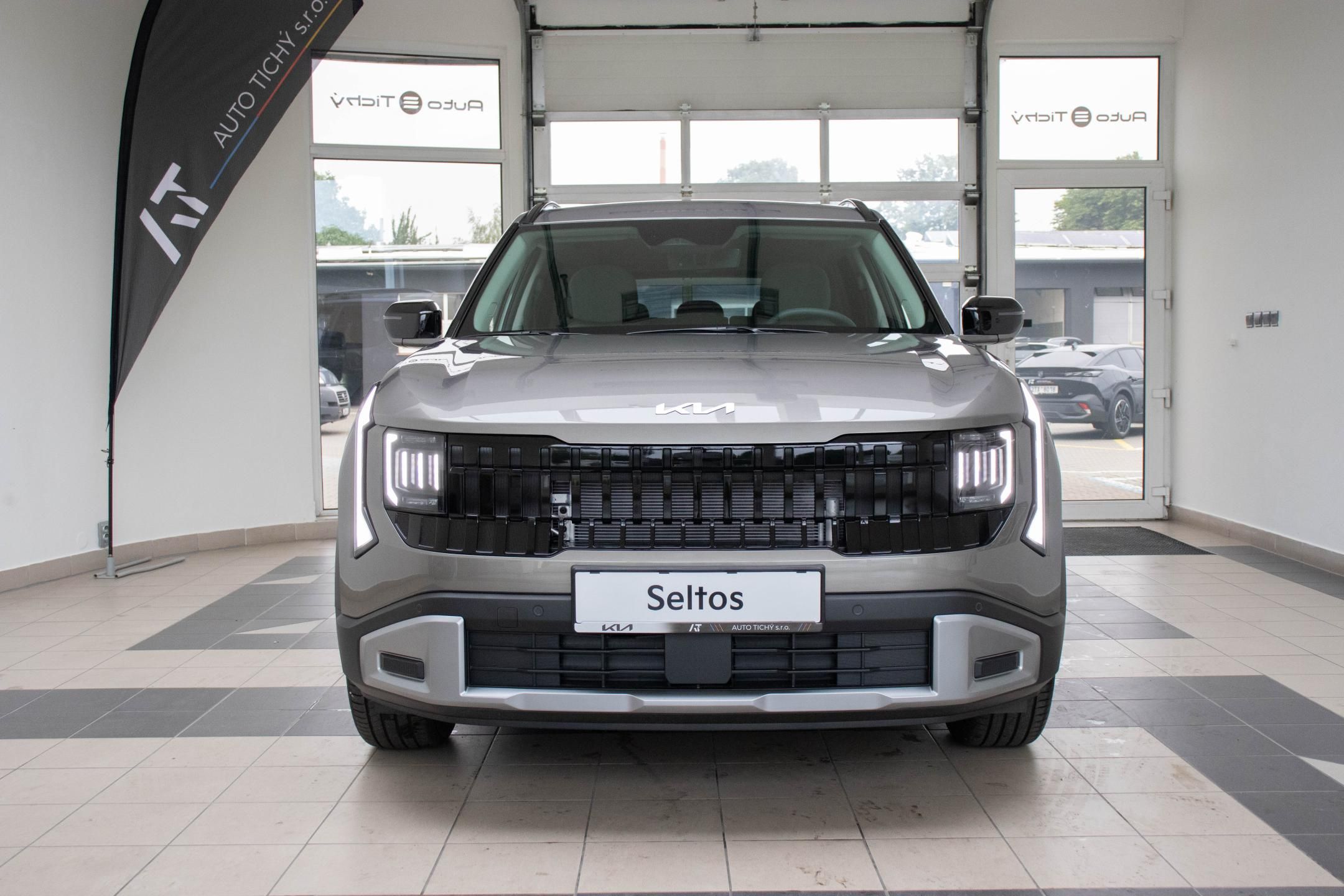 Kia Seltos, 1,6 T-GDi GPF 4x2 7DCT EXCLUSI - fotka 2