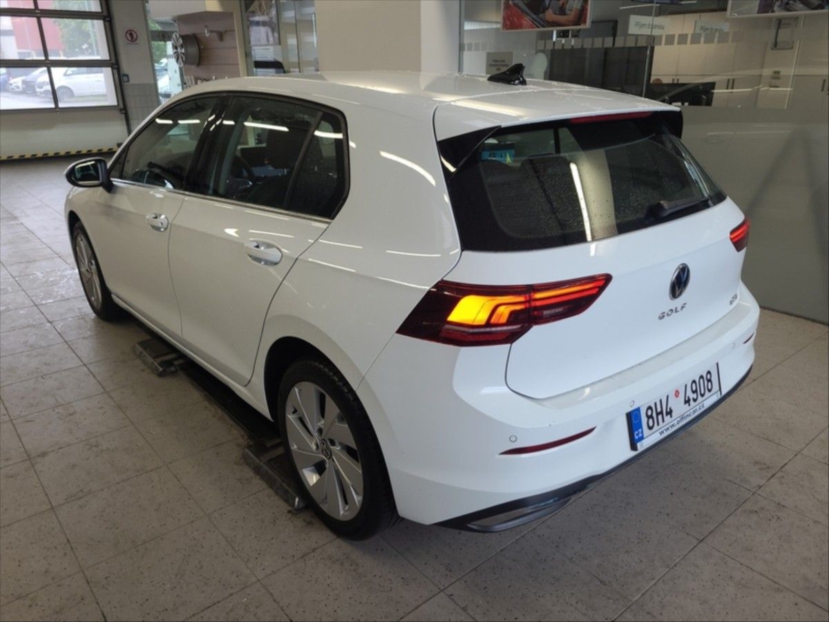Volkswagen Golf, 1,5 TSi Style DSG - fotka 4
