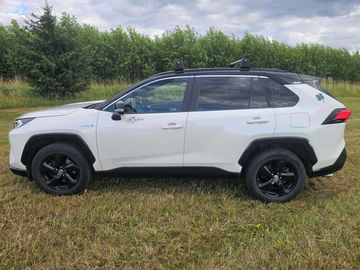2,5 Hybrid, 4x4, TZ, zimní p.