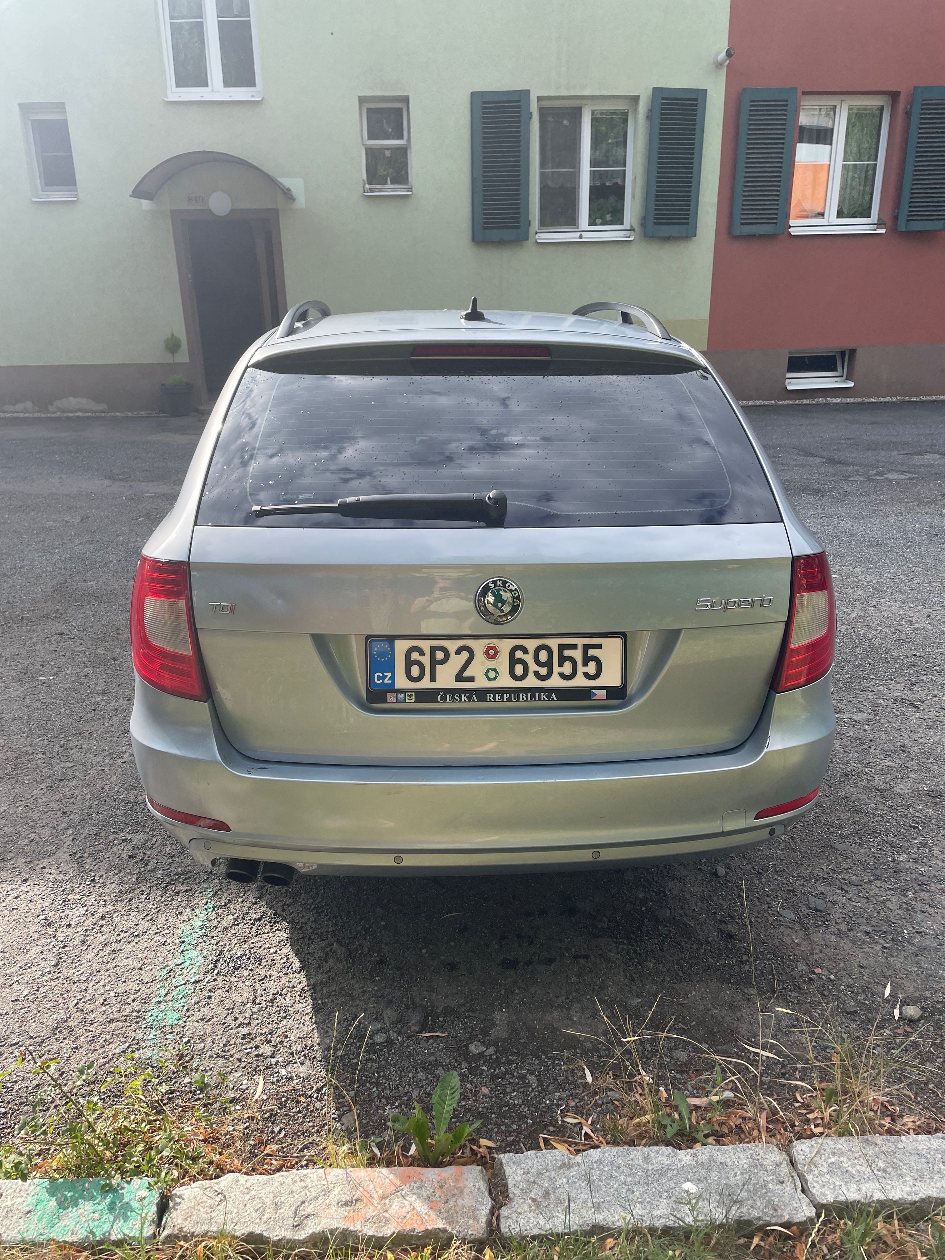 Škoda Superb - fotka 4