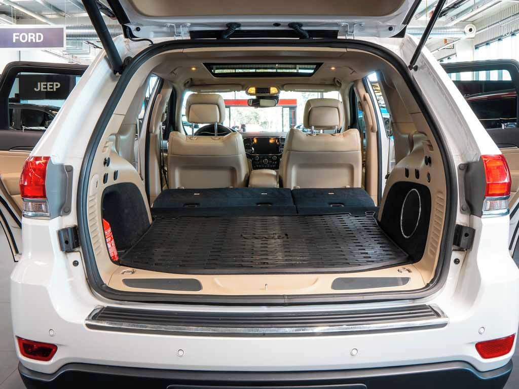 Jeep Grand Cherokee, 3.6 V6 Limited 4x4 - fotka 6
