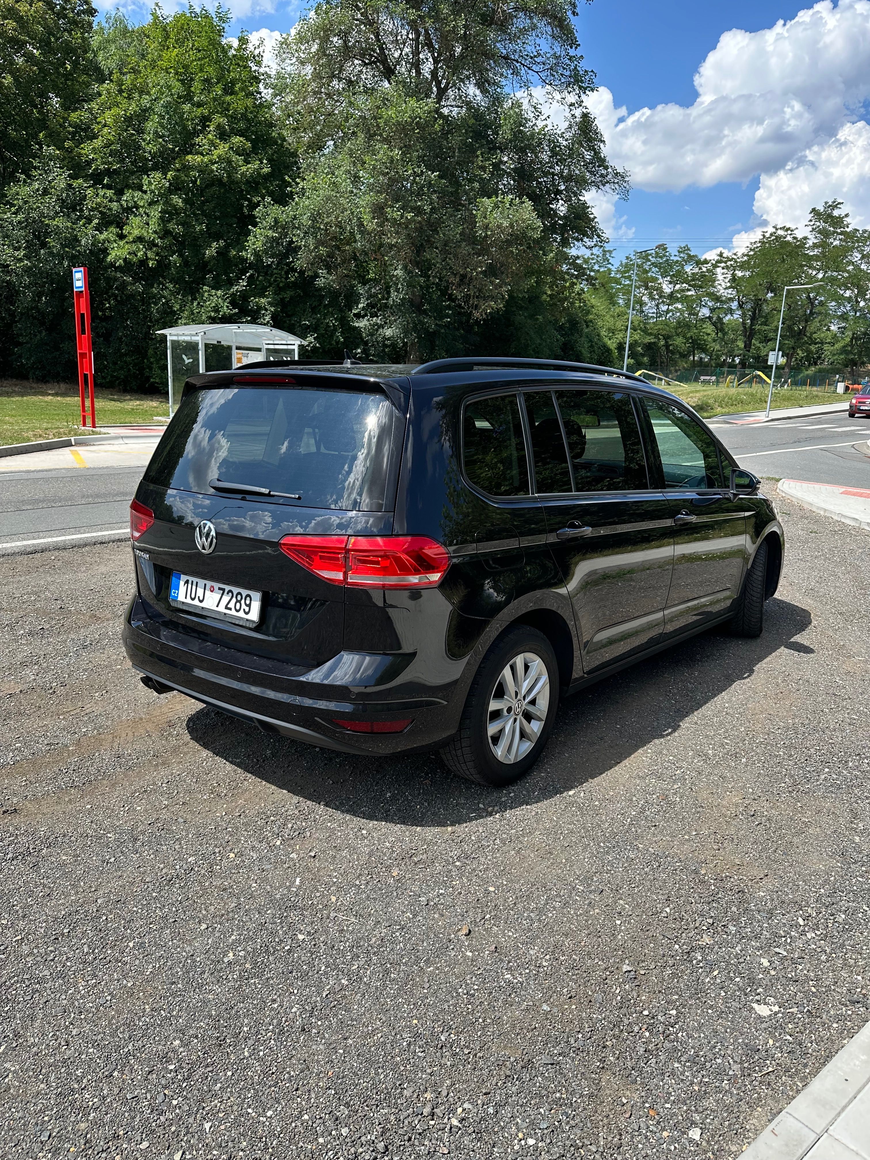 Volkswagen Touran, Touran 2.0 TDI DSG - fotka 6