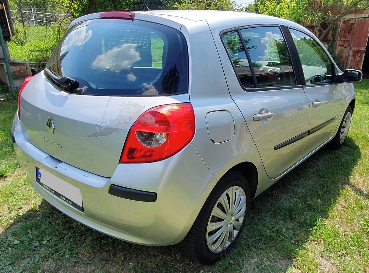 Renault Clio, Renault Clio 1.2 benzin - fotka 4