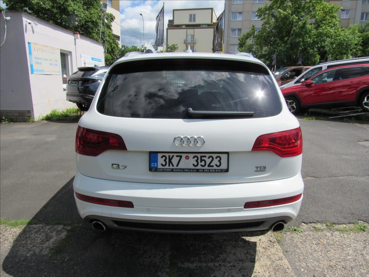 Audi Q7, 3,0 TDi 180kW Quattro S-Line - fotka 5