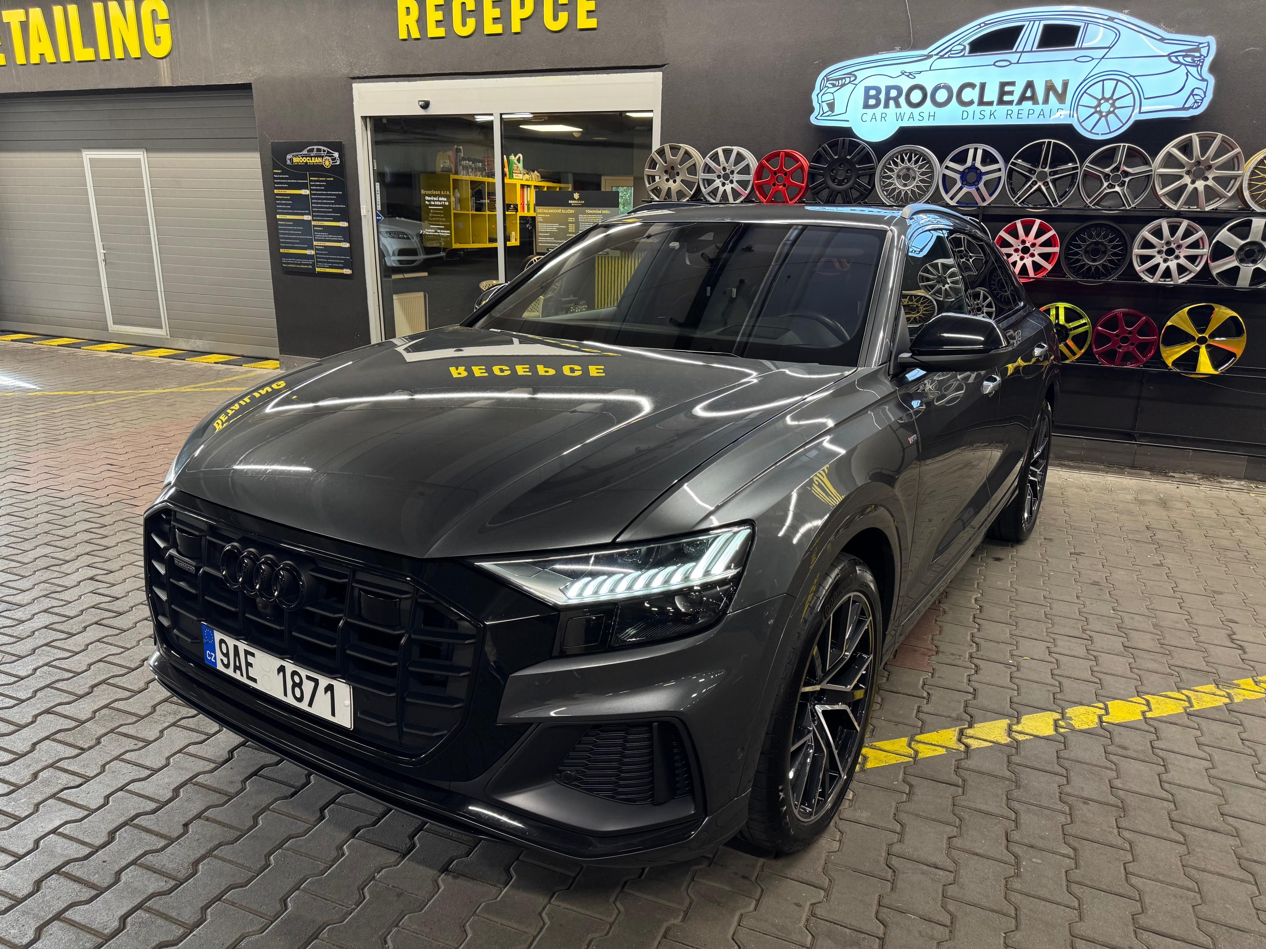 Audi Q8, 50 TDI 210kW S-Line ČR DPH - fotka 3
