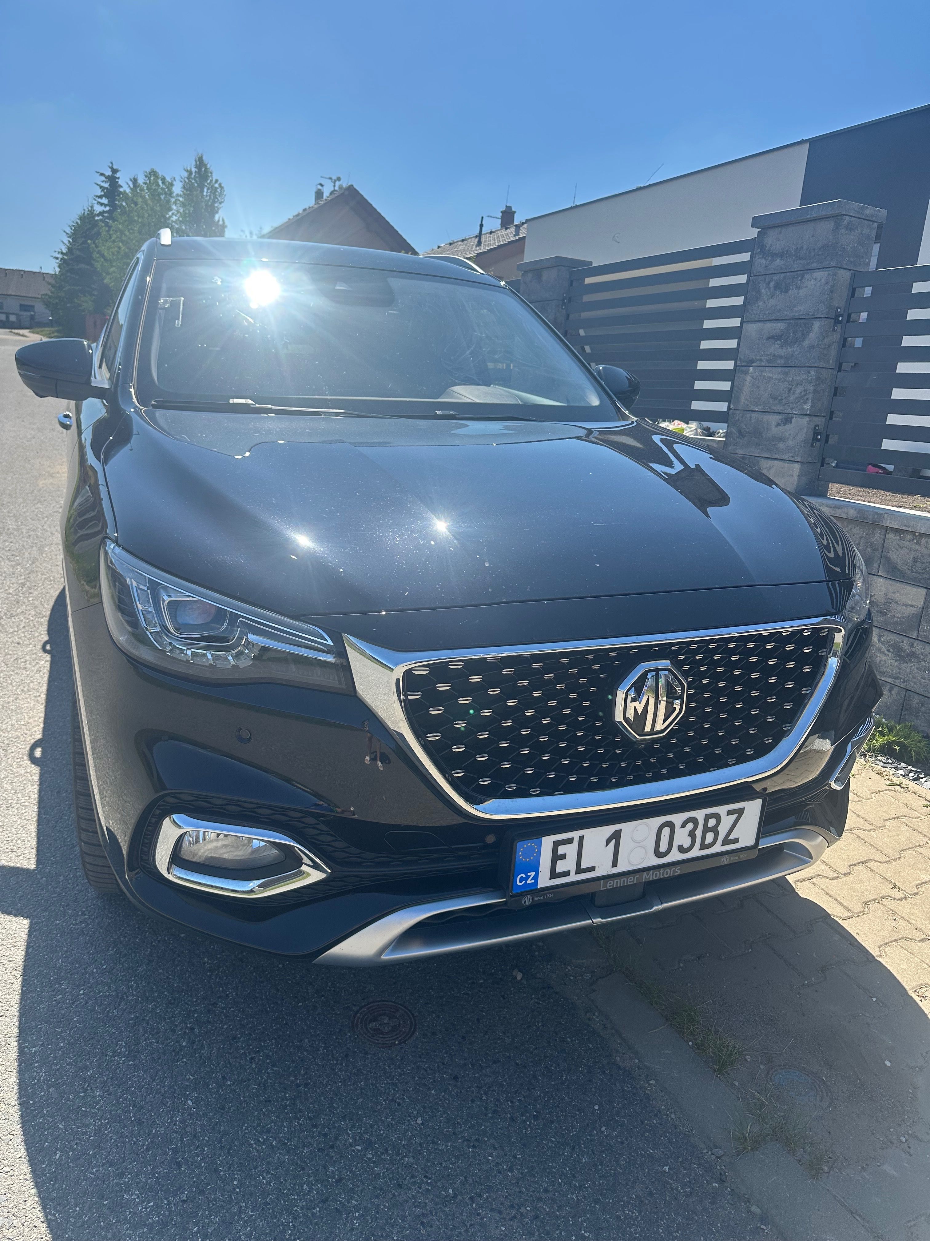 MG eHS, MG EHS plug in hybrid exclusiv