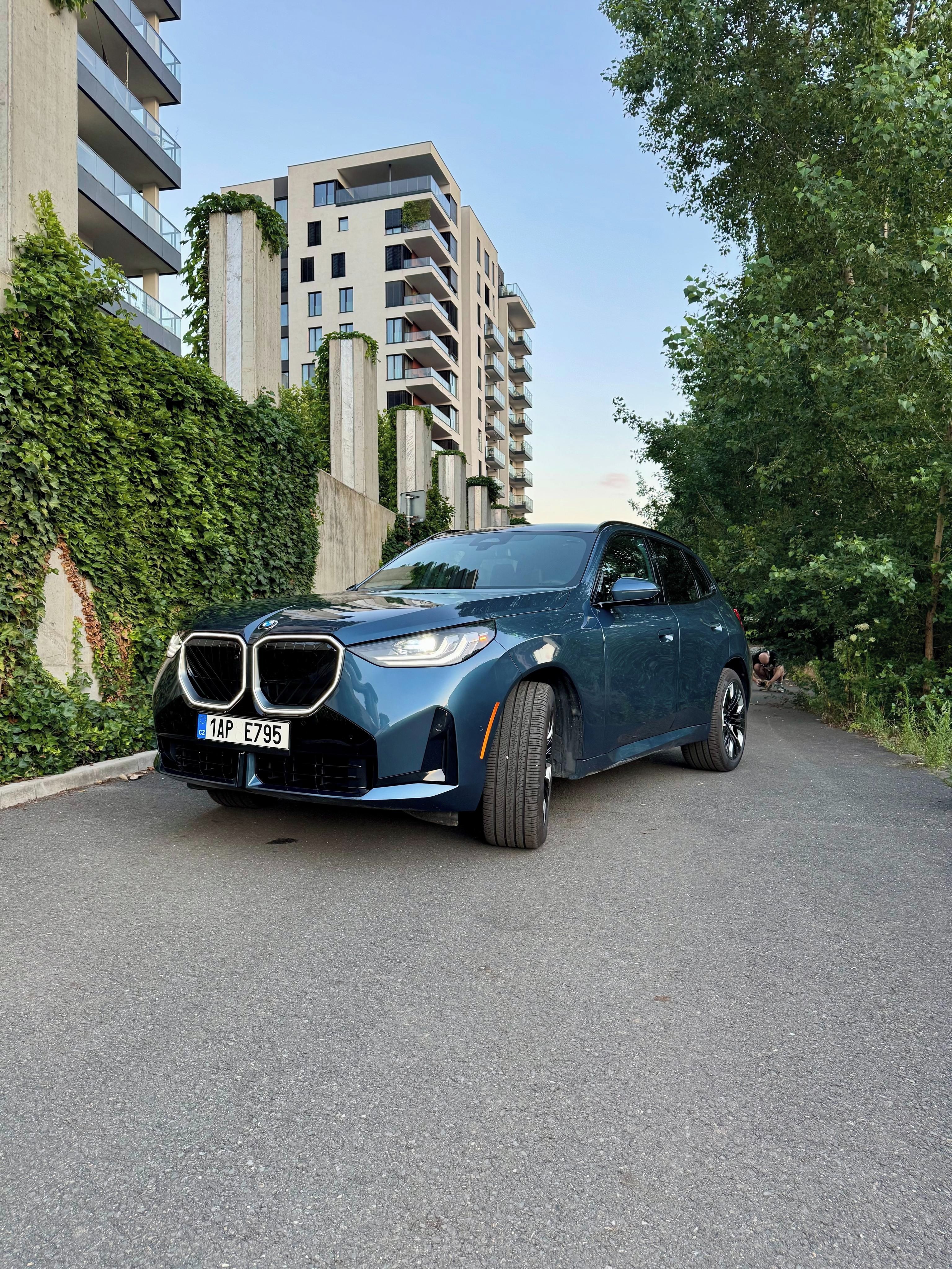 BMW X3, xDrive 30i, M Paket, Pano, H/K - fotka 4