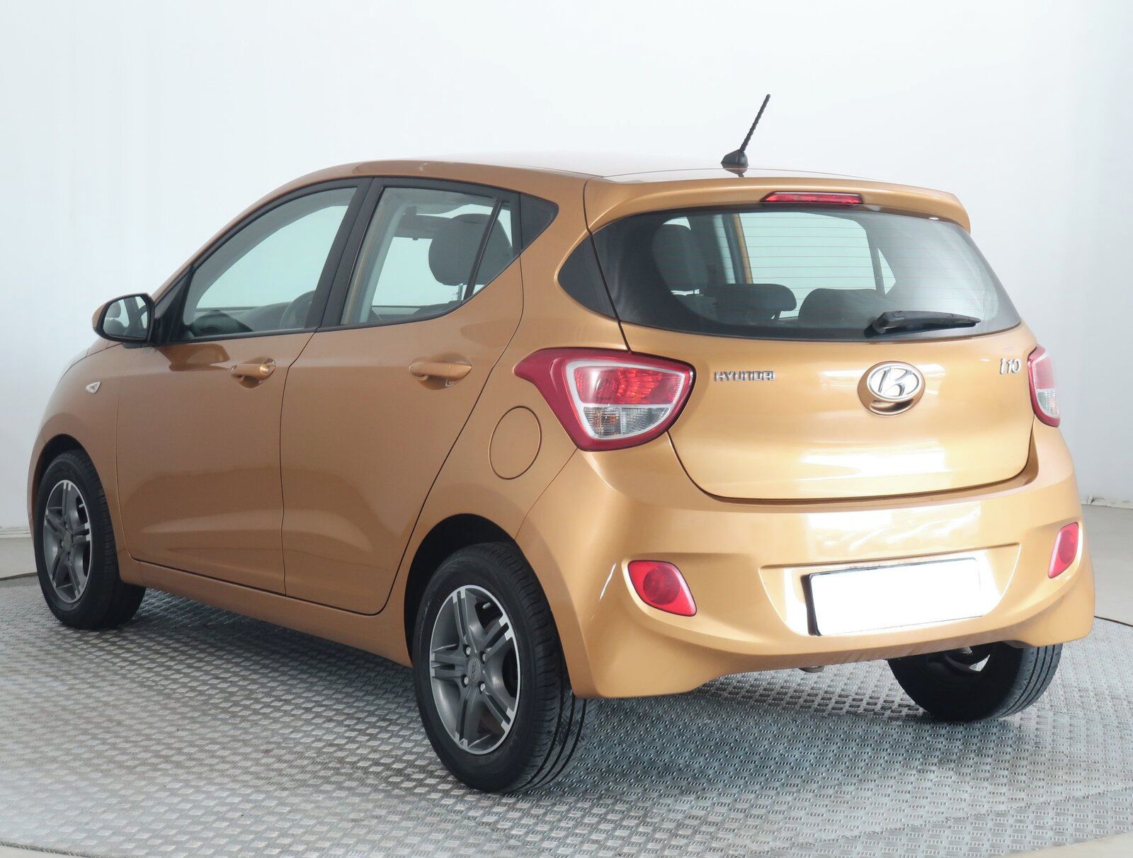 Hyundai i10, 1.0, Automat - fotka 4