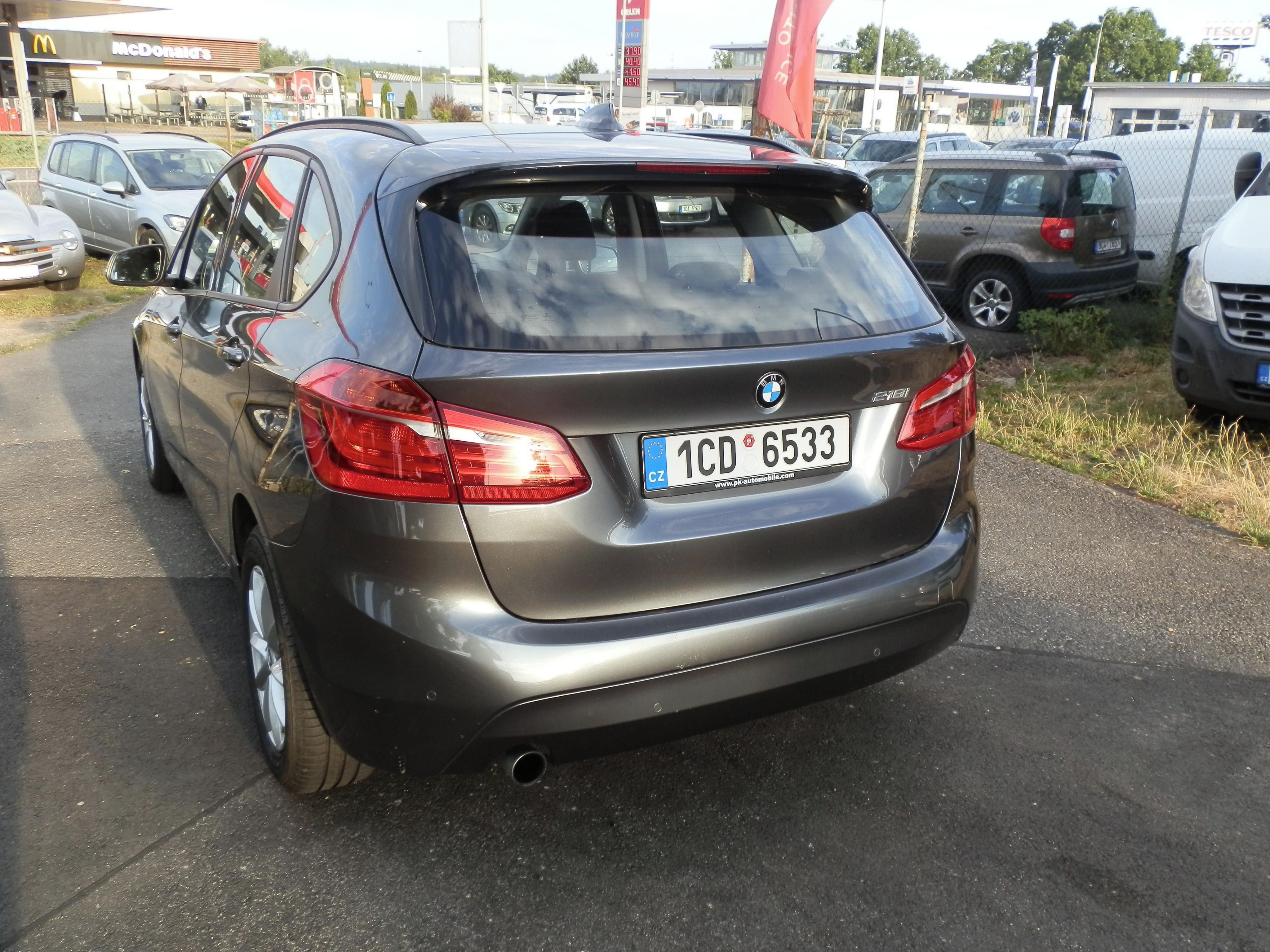 BMW Řada 2, 218i ACTIVE TOURER - fotka 4