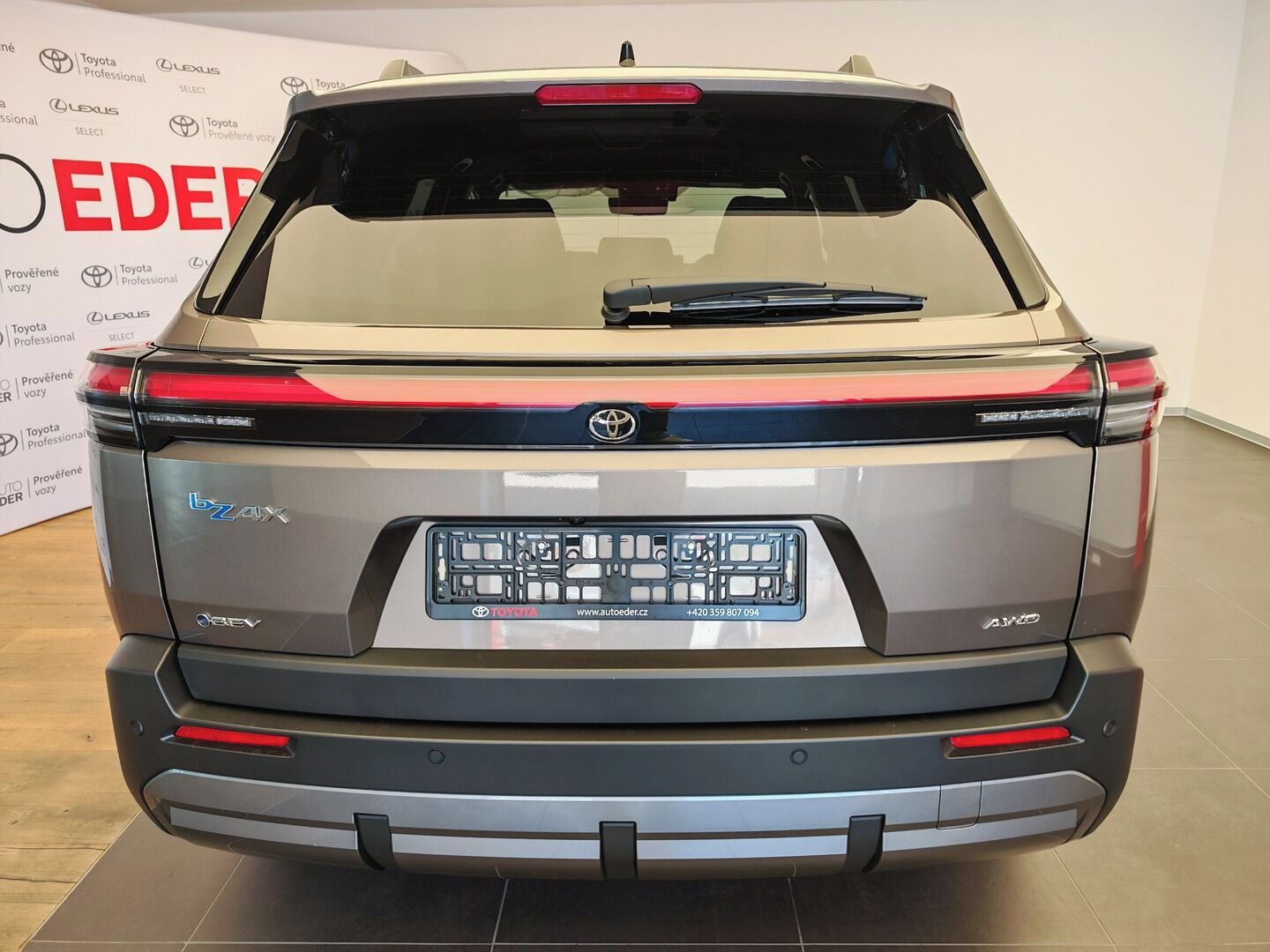 Toyota bZ4X, Touring EL 4x4 Executive - fotka 5