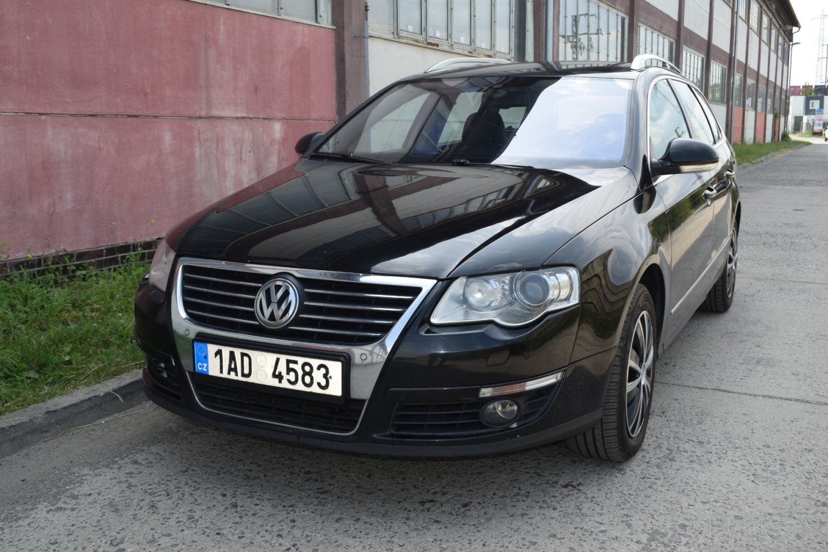 Volkswagen Passat, 2,0TDi, výbava HIGH LINE