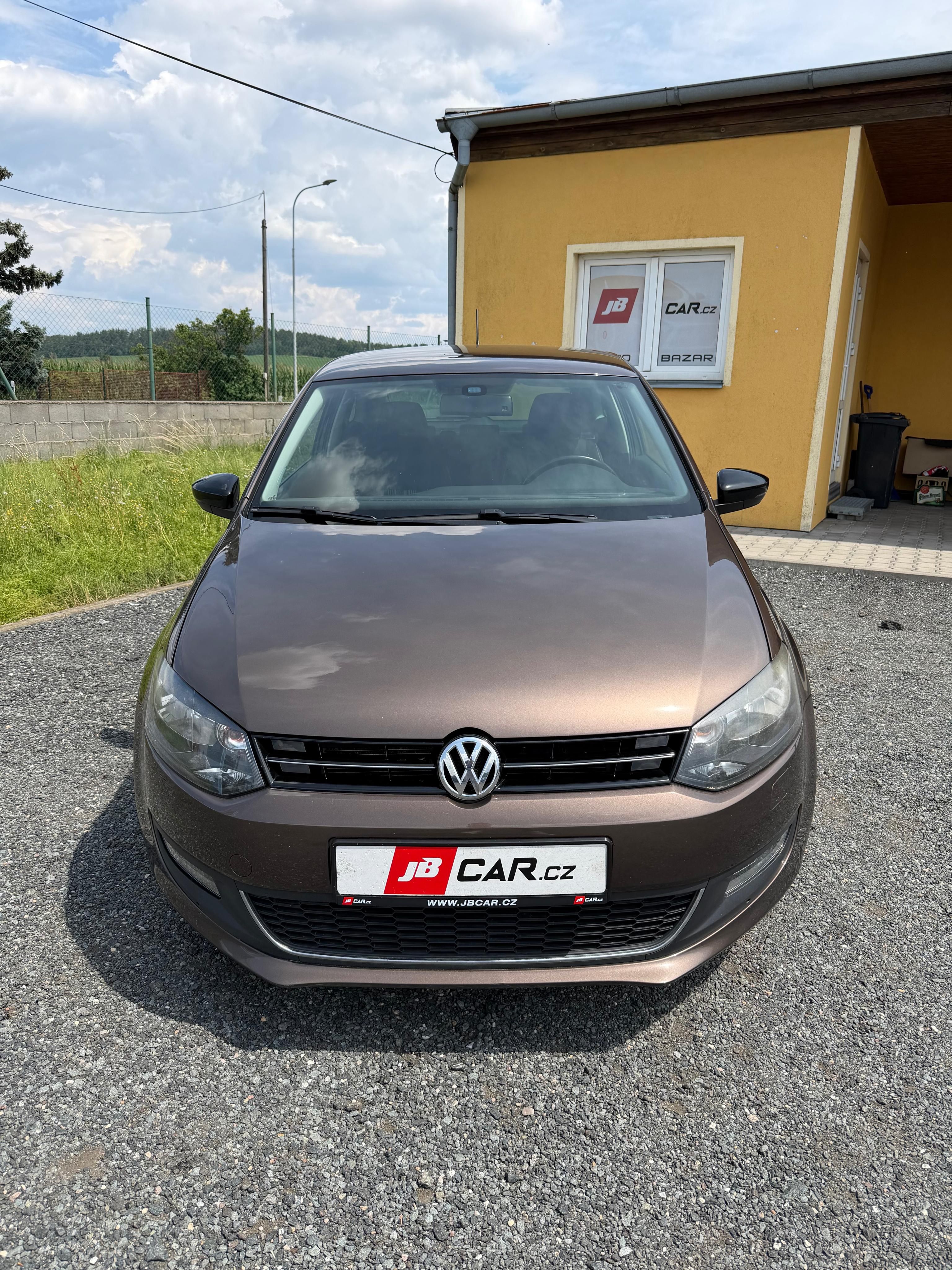 Volkswagen Polo, 1.2 TSI MATCH VÝHŘEV KLIMA - fotka 3