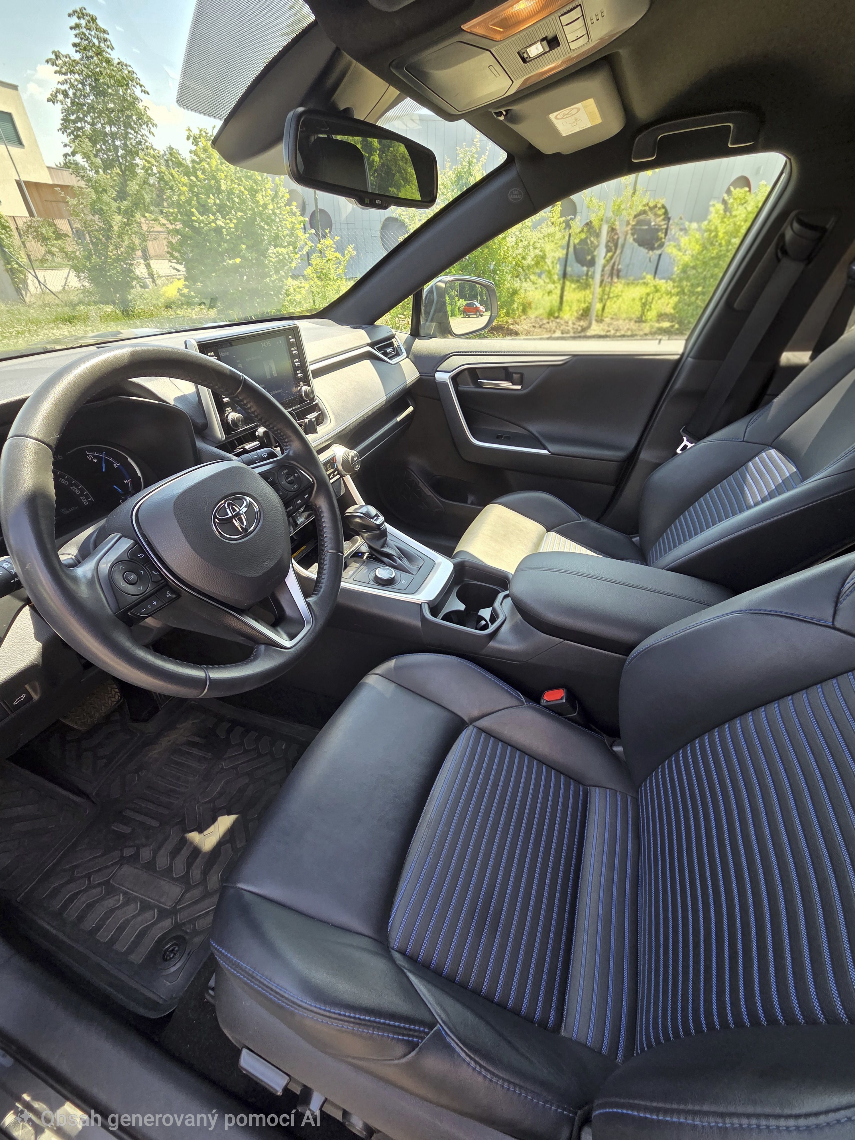 Toyota Rav4, 2.5 Hybrid 4x4 Selection tažné - fotka 4
