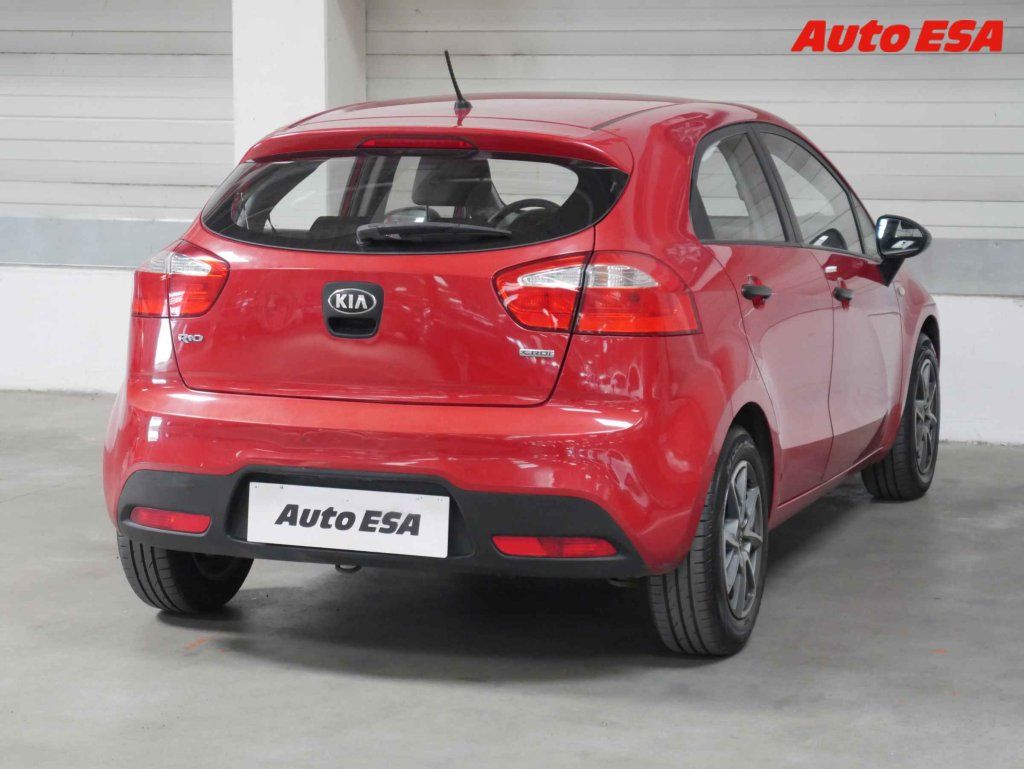 Kia Rio, 1.1 CRDI - fotka 6