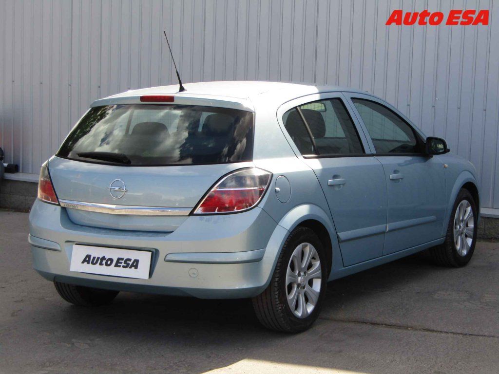 Opel Astra, 1.4i,ČR,AC,tempo - fotka 4