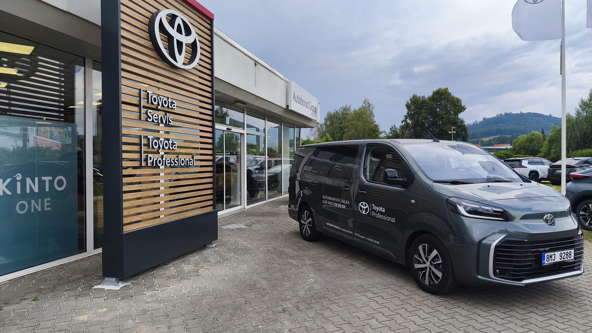Toyota Proace Verso, 2.2 8AT FAMILY WEBASTO EXECUTI - fotka 3