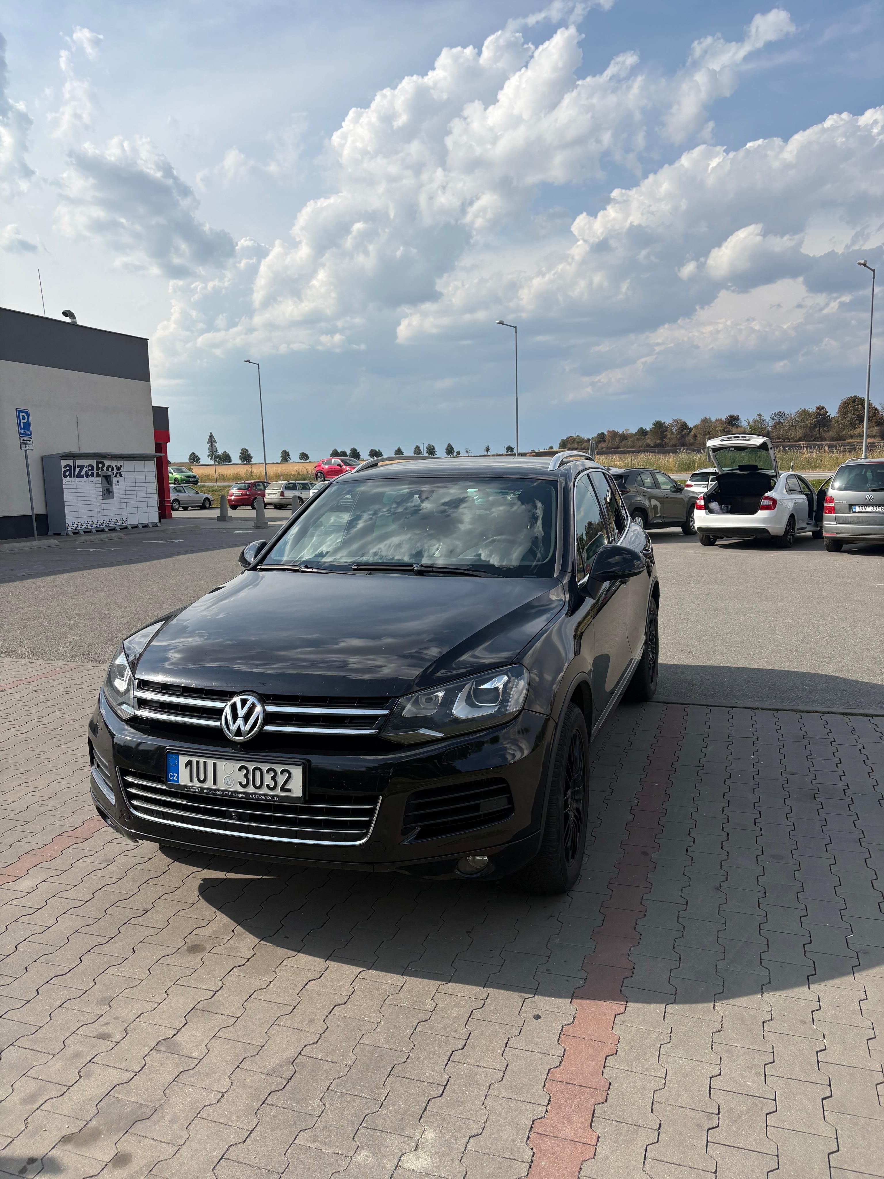 Volkswagen Touareg, 3.0 TDI V6,176KW, na pružinách - fotka 2