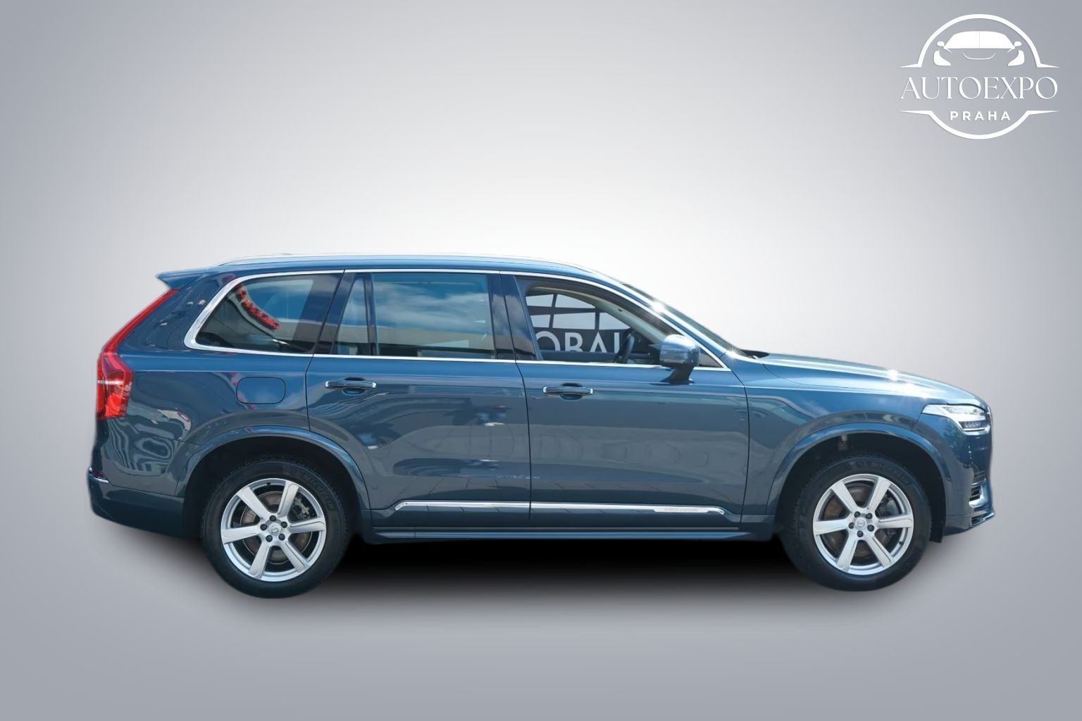 Volvo XC90, T8 RECHARGE PLUG-IN*7míst - fotka 2