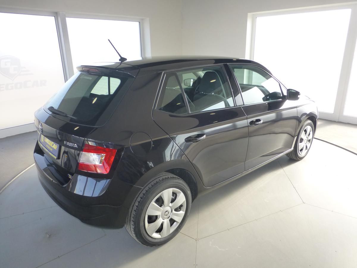 Škoda Fabia, 1,2i-66KW*KLIMA**VYHŘ.SEDADLA* - fotka 5