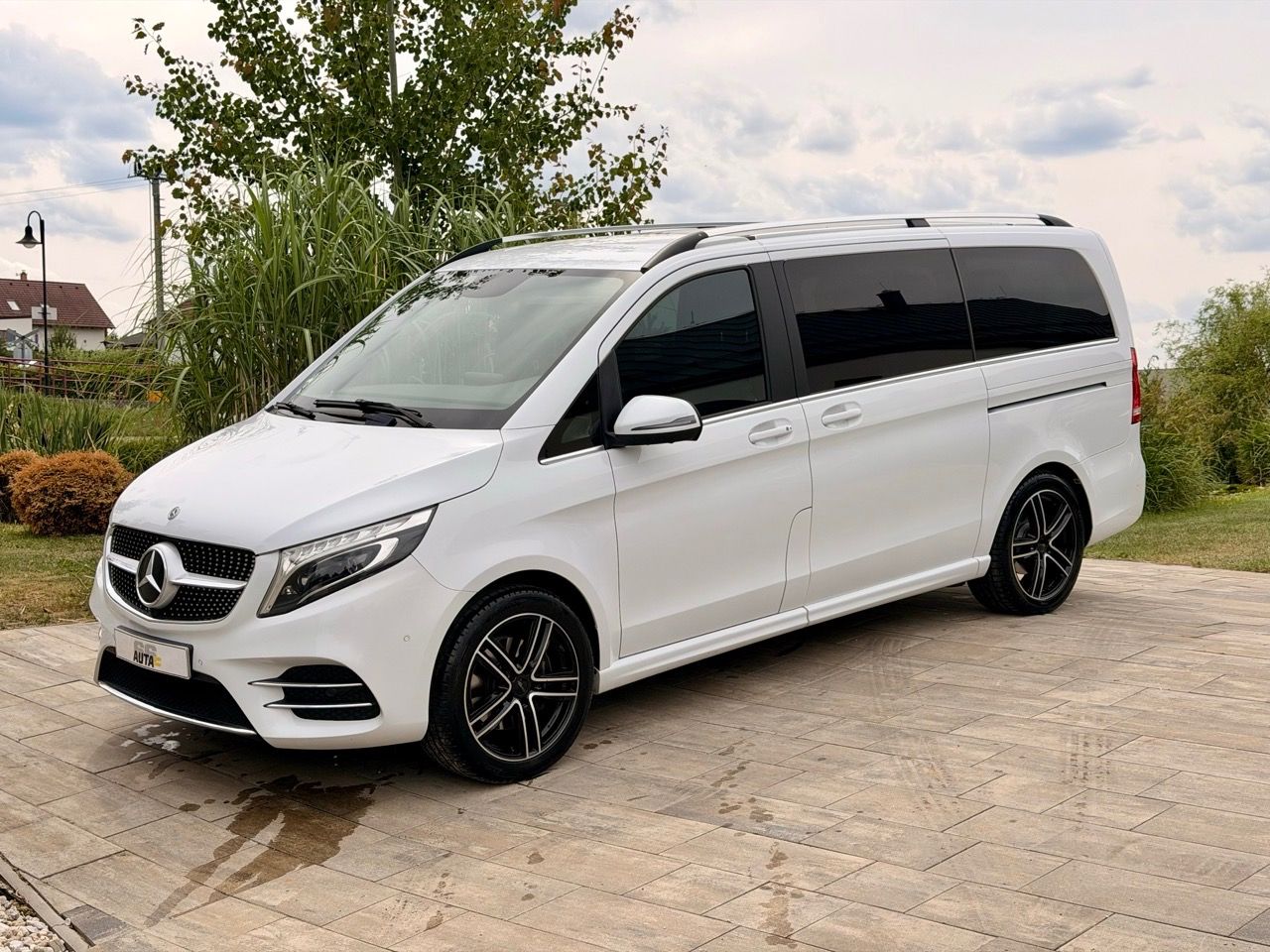 Mercedes-Benz Třídy V, V 300 d 4MATIC AMG XL DPH