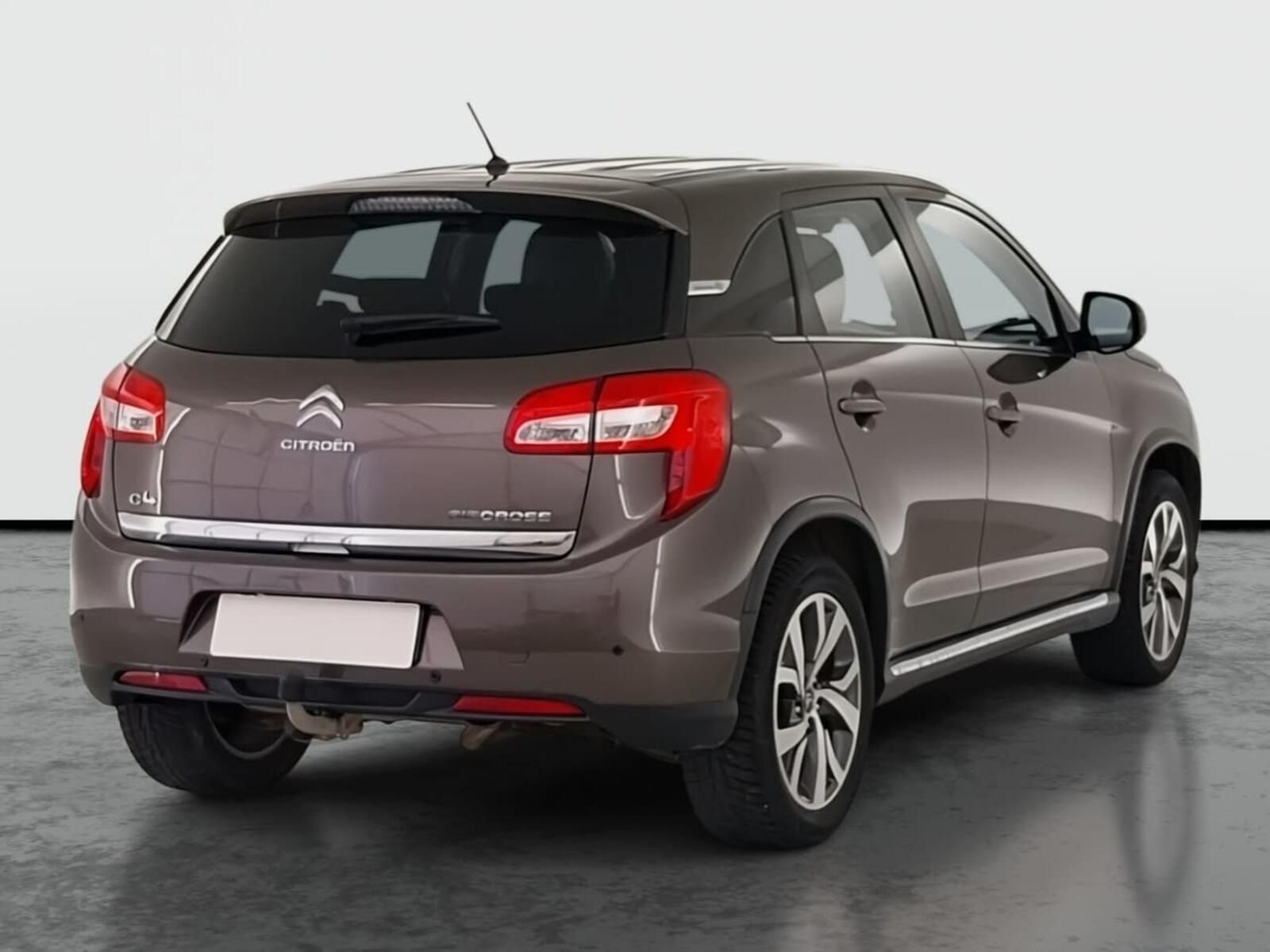 Citroën C4 Aircross, 1.6 HDi, 4X4, ČR,1.maj - fotka 5