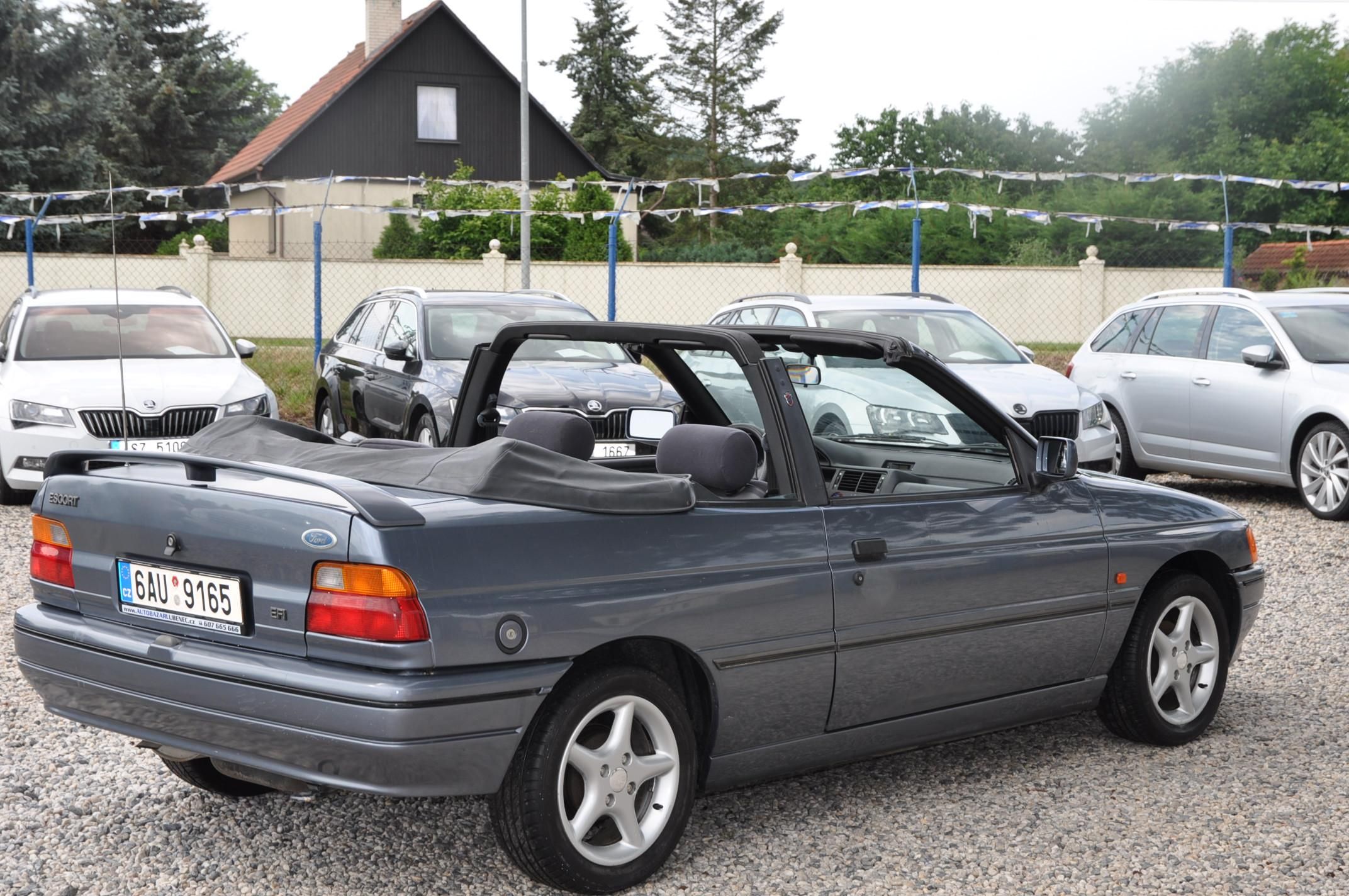 Ford Escort, 1.6EFi 77kW KABRIO - fotka 3