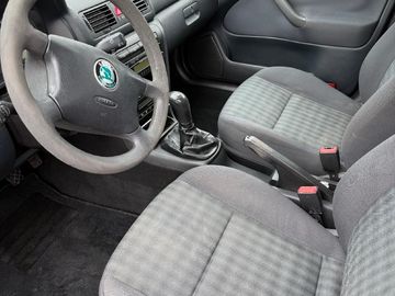 1.9 TDI  TOUR