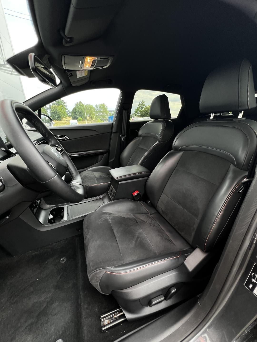 MG MG4, 320kW 4x4 XPOWER  64kWh DPH - fotka 6