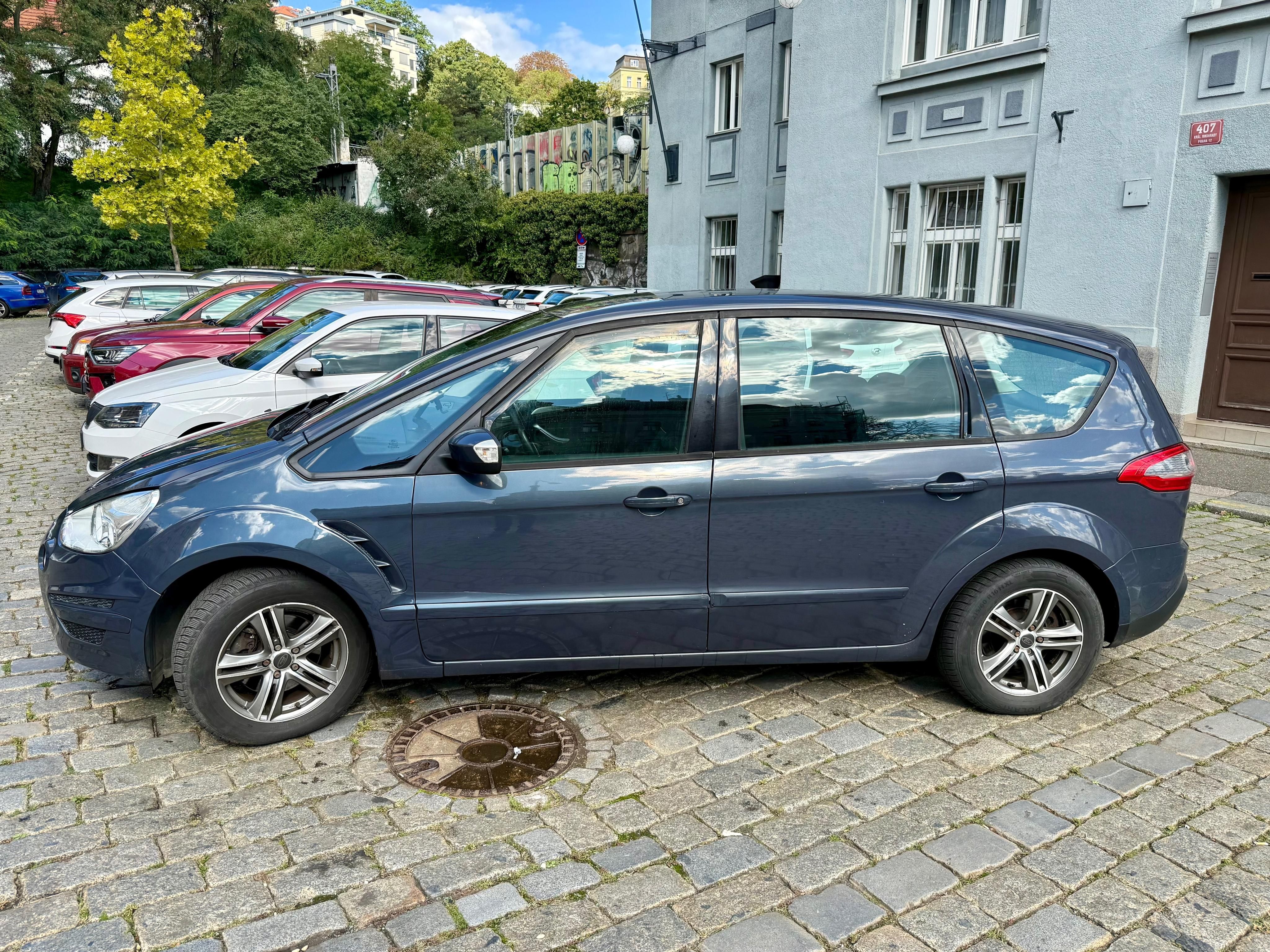 Ford S-MAX, Spolehlivé rodinné auto Ford - fotka 3