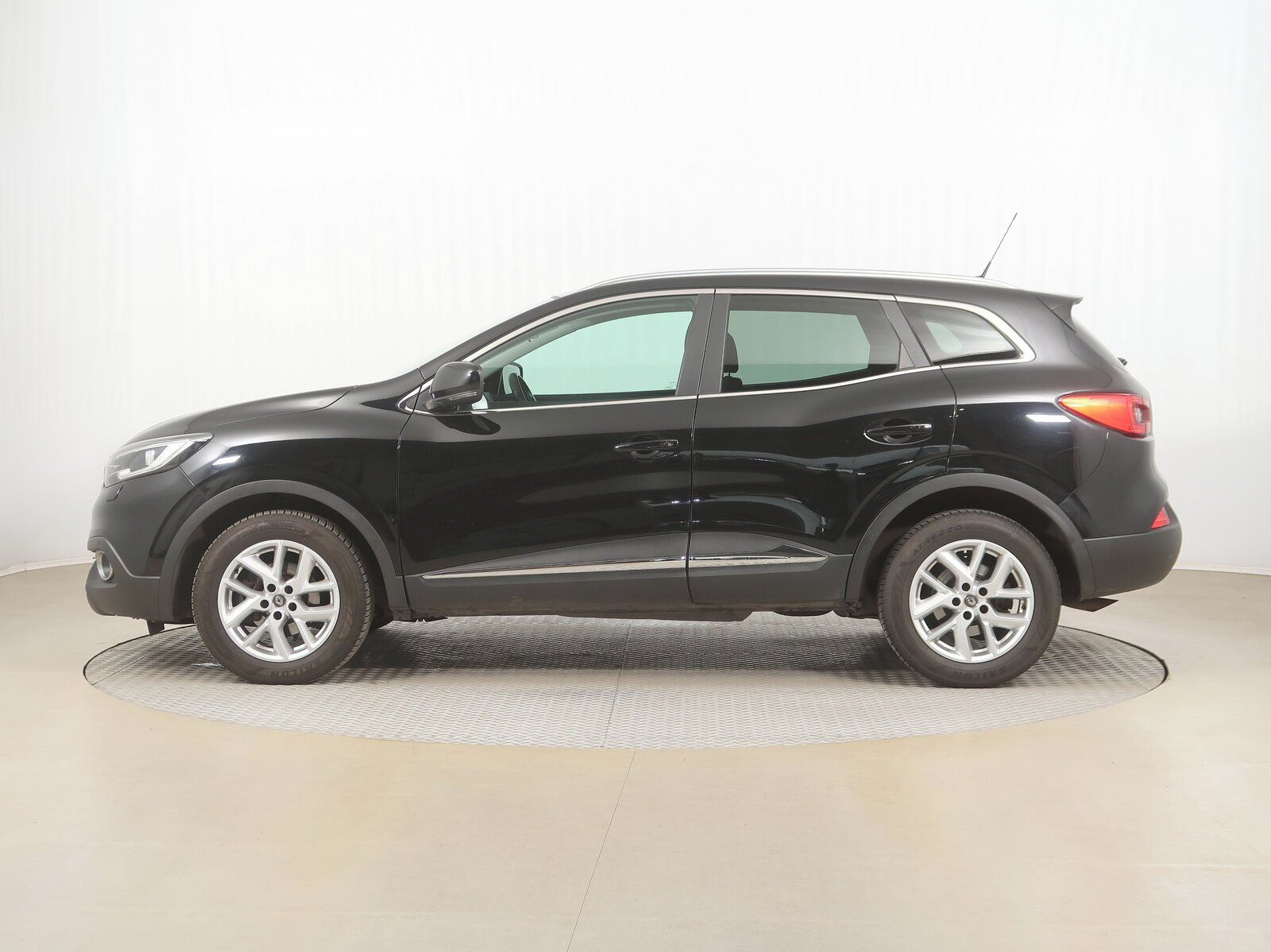 Renault Kadjar, 1.2 TCe, Automatická klima - fotka 3