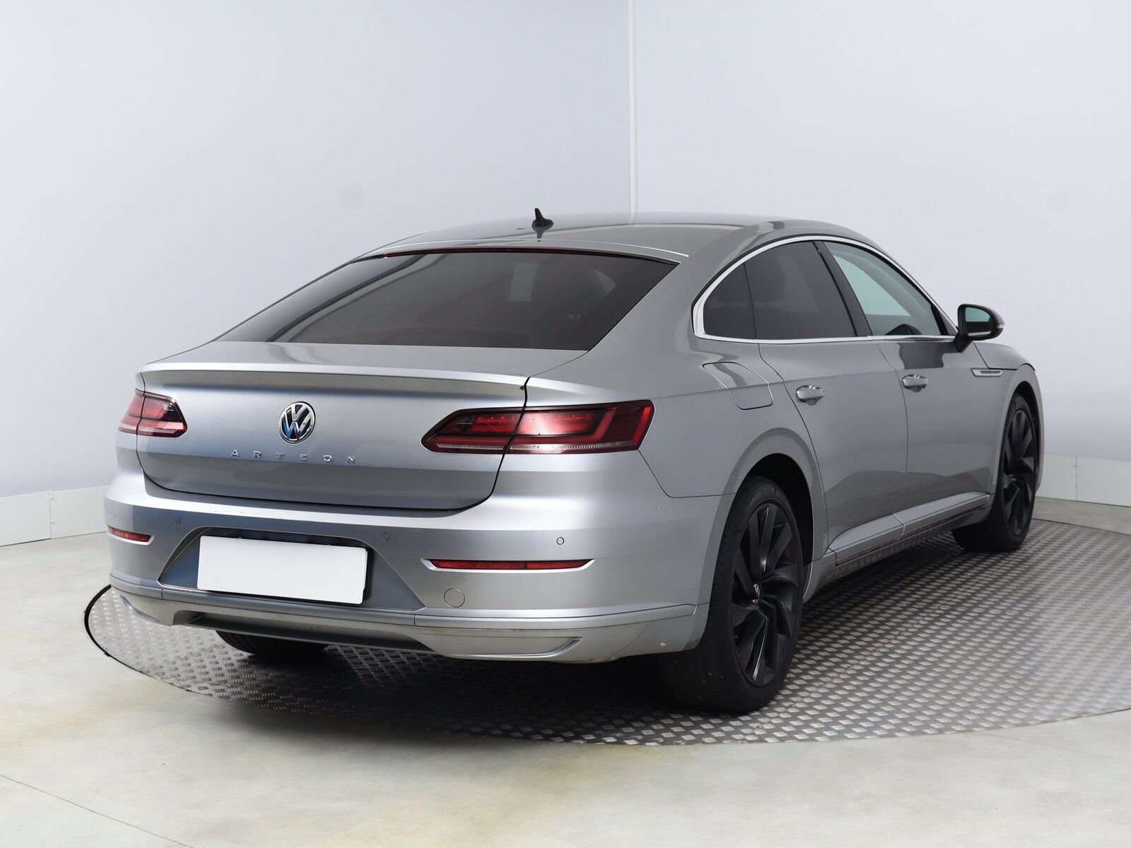Volkswagen Arteon, 1.5 TSI, ČR,1.maj, Navi - fotka 5