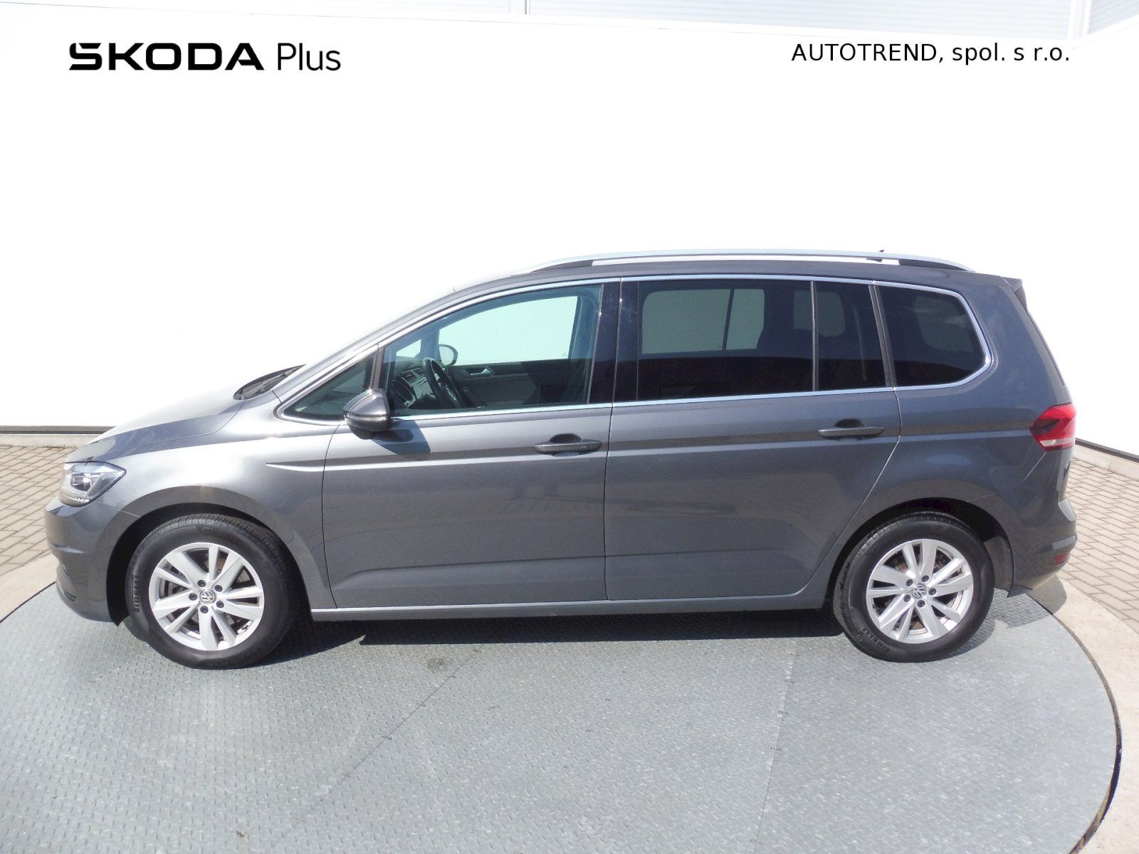 Volkswagen Touran, Maraton Edition 1,5 TSI 110kW - fotka 3