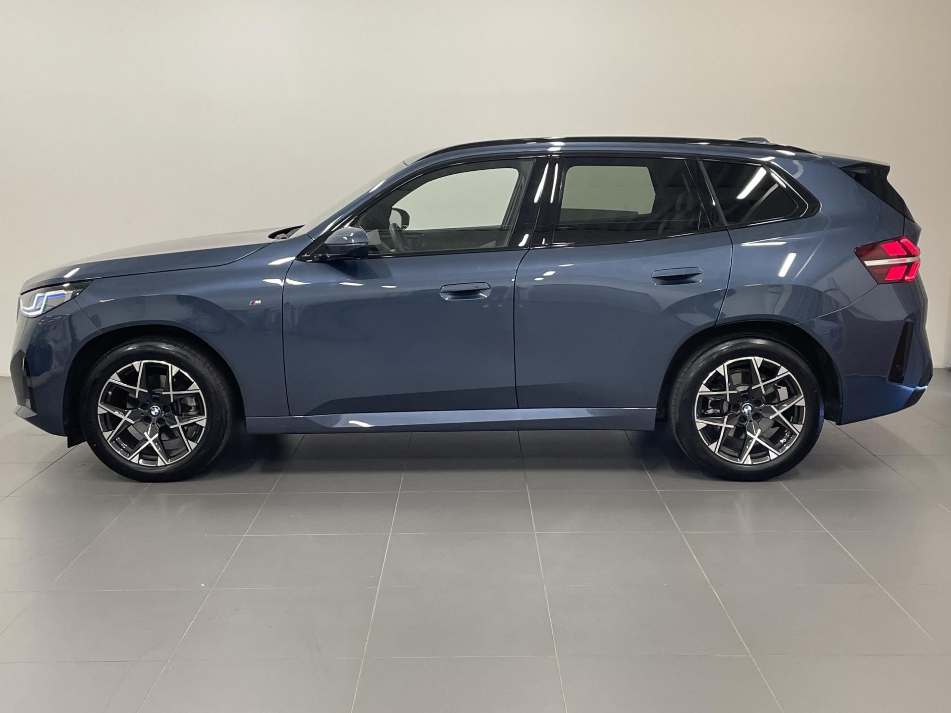 BMW X3, X3 20D xDrive Tažné Nezávislé - fotka 3