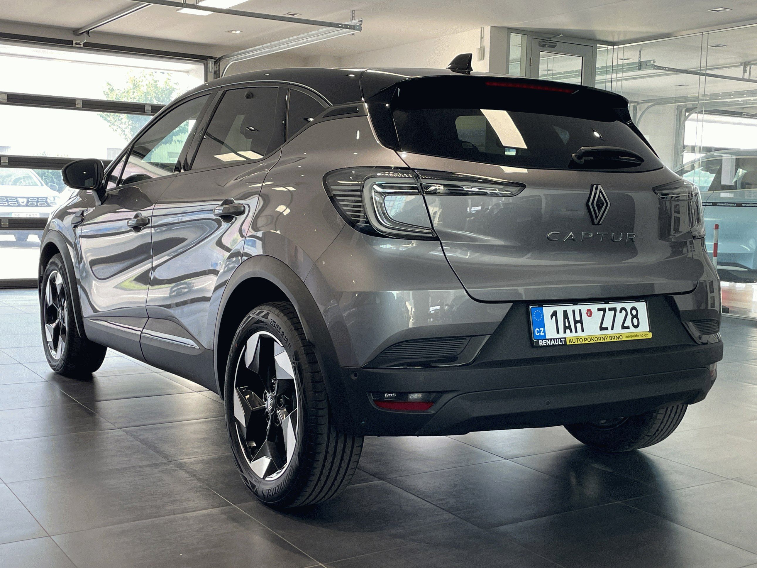 Renault Captur, TECHNO 1,3TCe 160k EDC - fotka 3