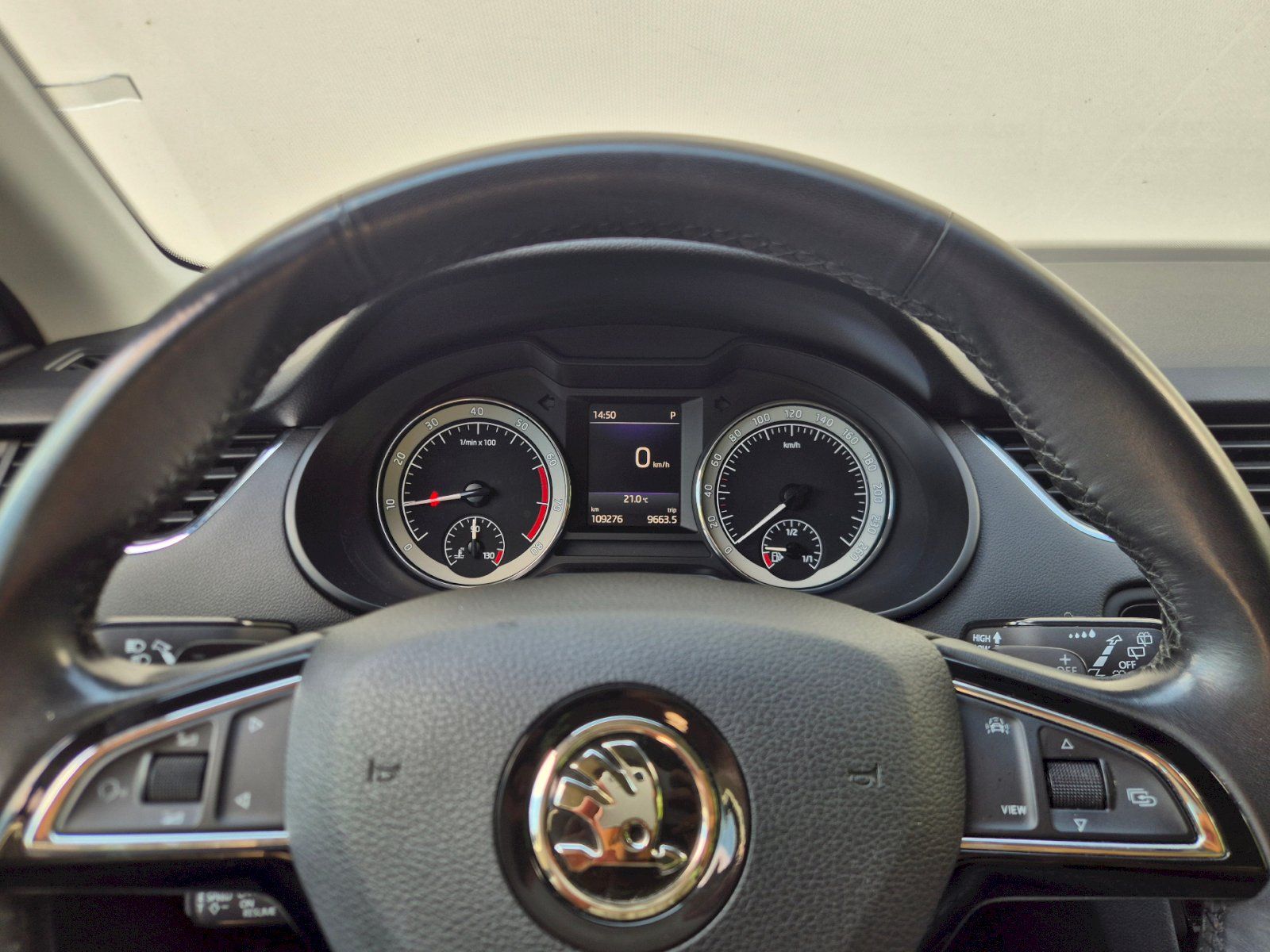 Škoda Octavia, 1.5TSI 110kW DSG Style Plus Ex - fotka 6
