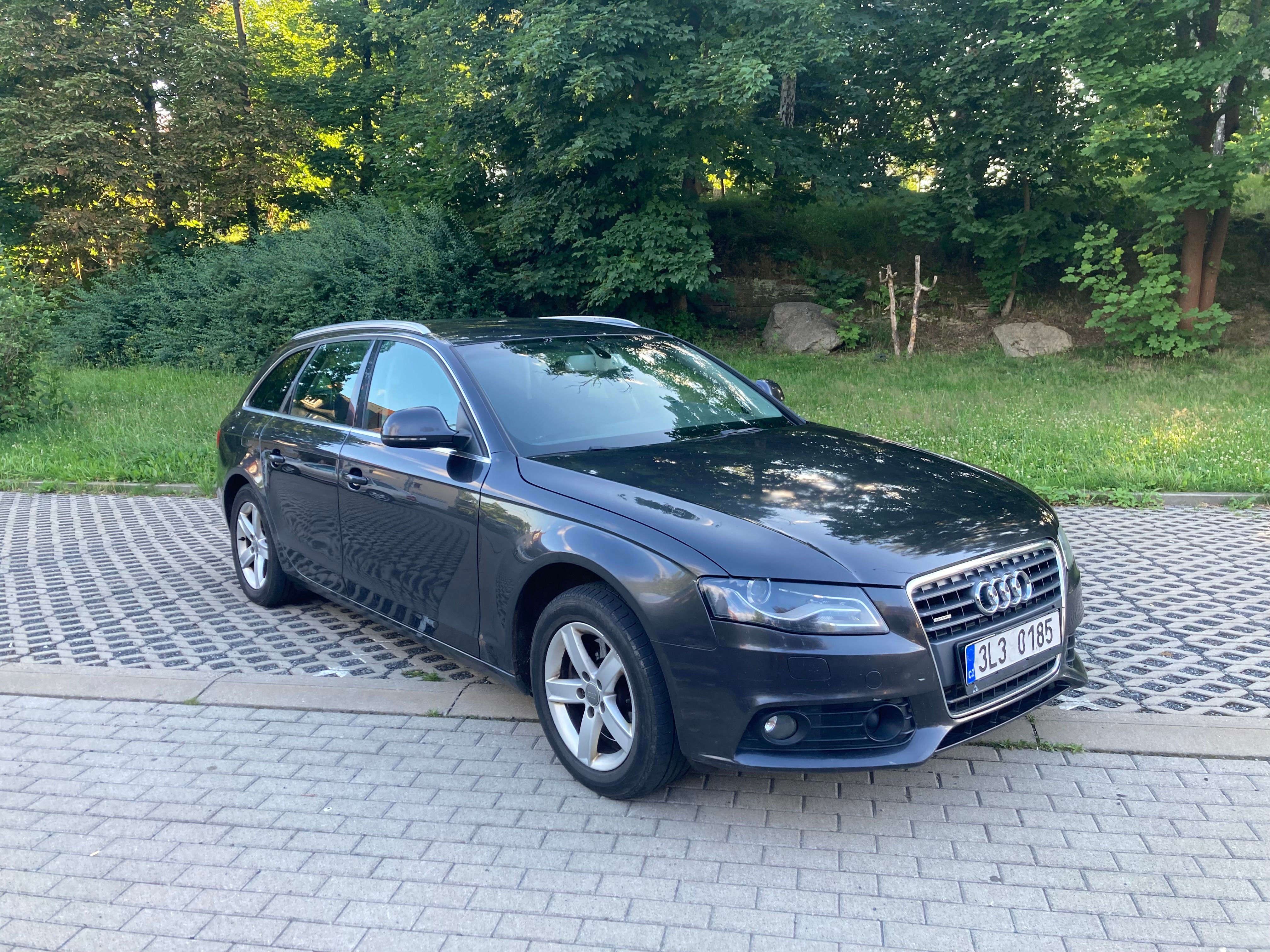 Audi A4, AUDI A4 AVANT QUATTRO 2.0 TDI - fotka 2
