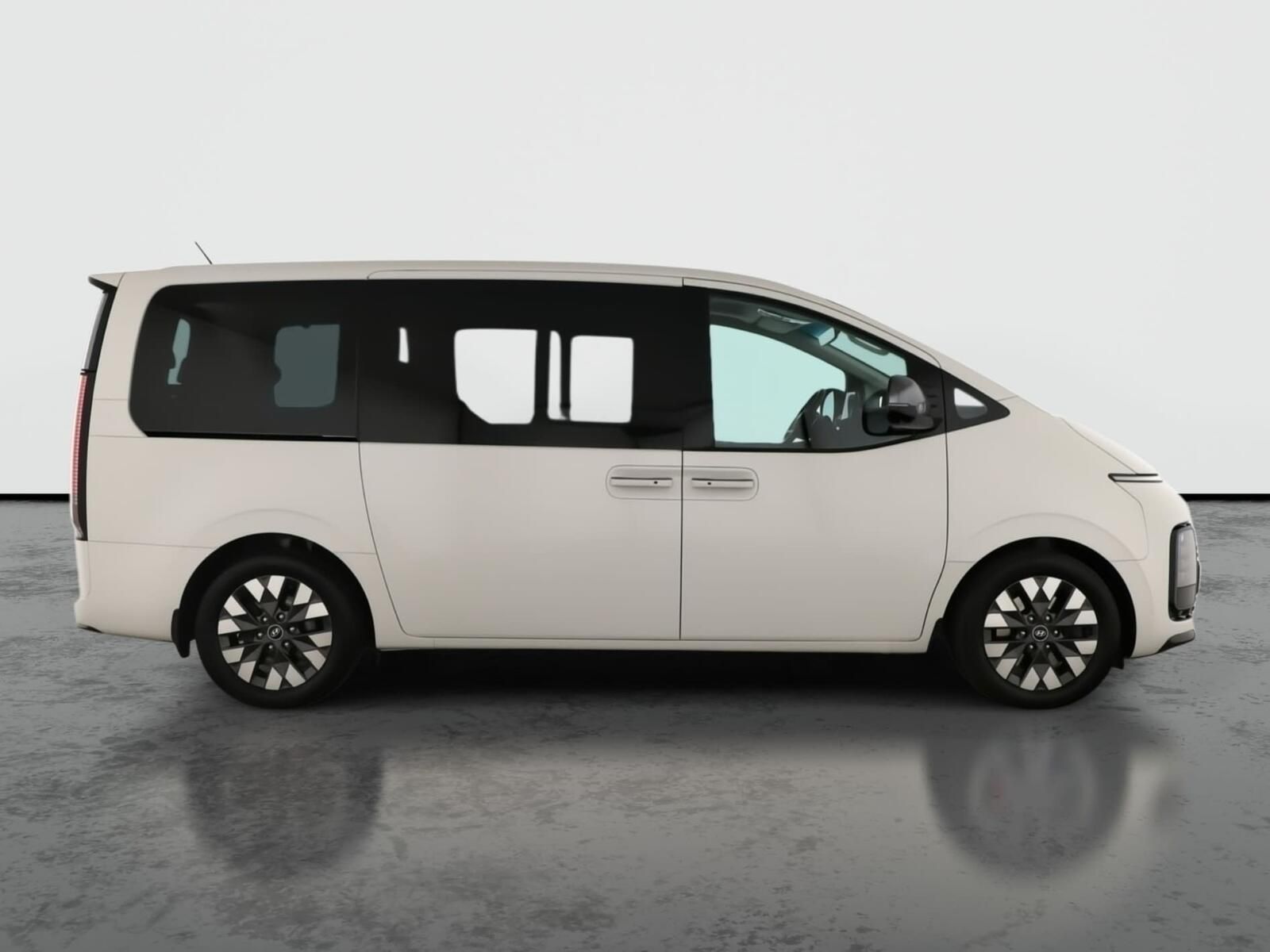 Hyundai Staria, 2.2 CRDi, Luxury, Klima, ČR - fotka 6