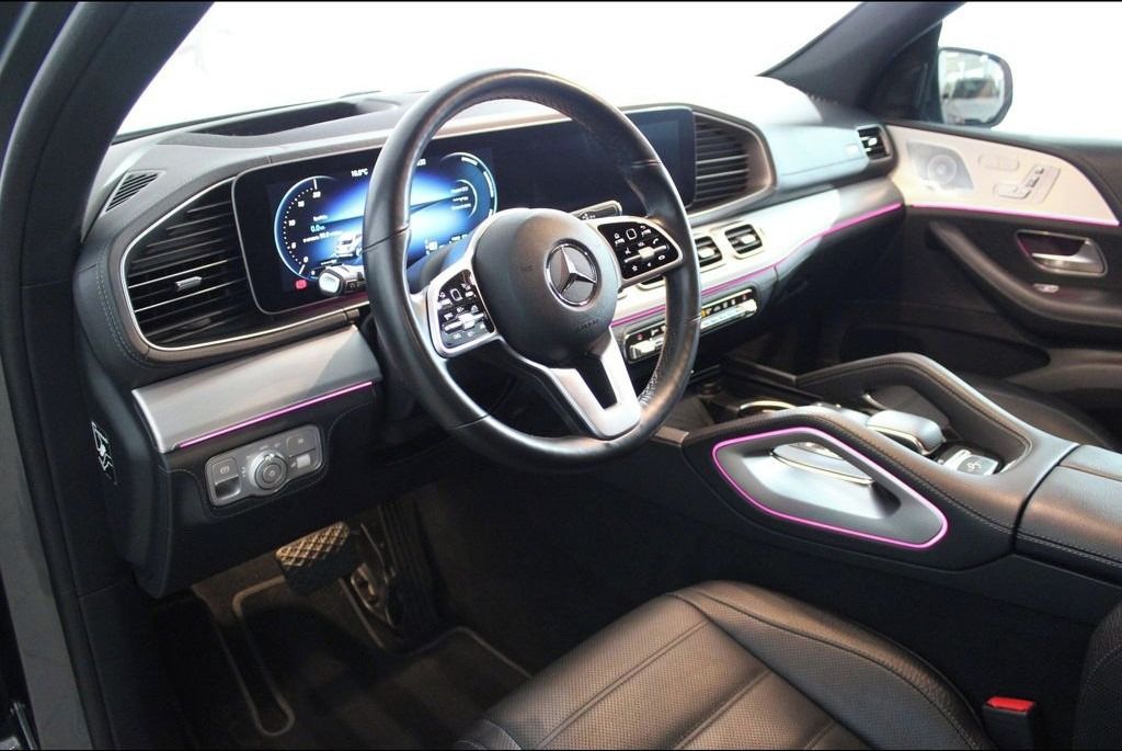 Mercedes-Benz GLE, Plná výbava - fotka 5